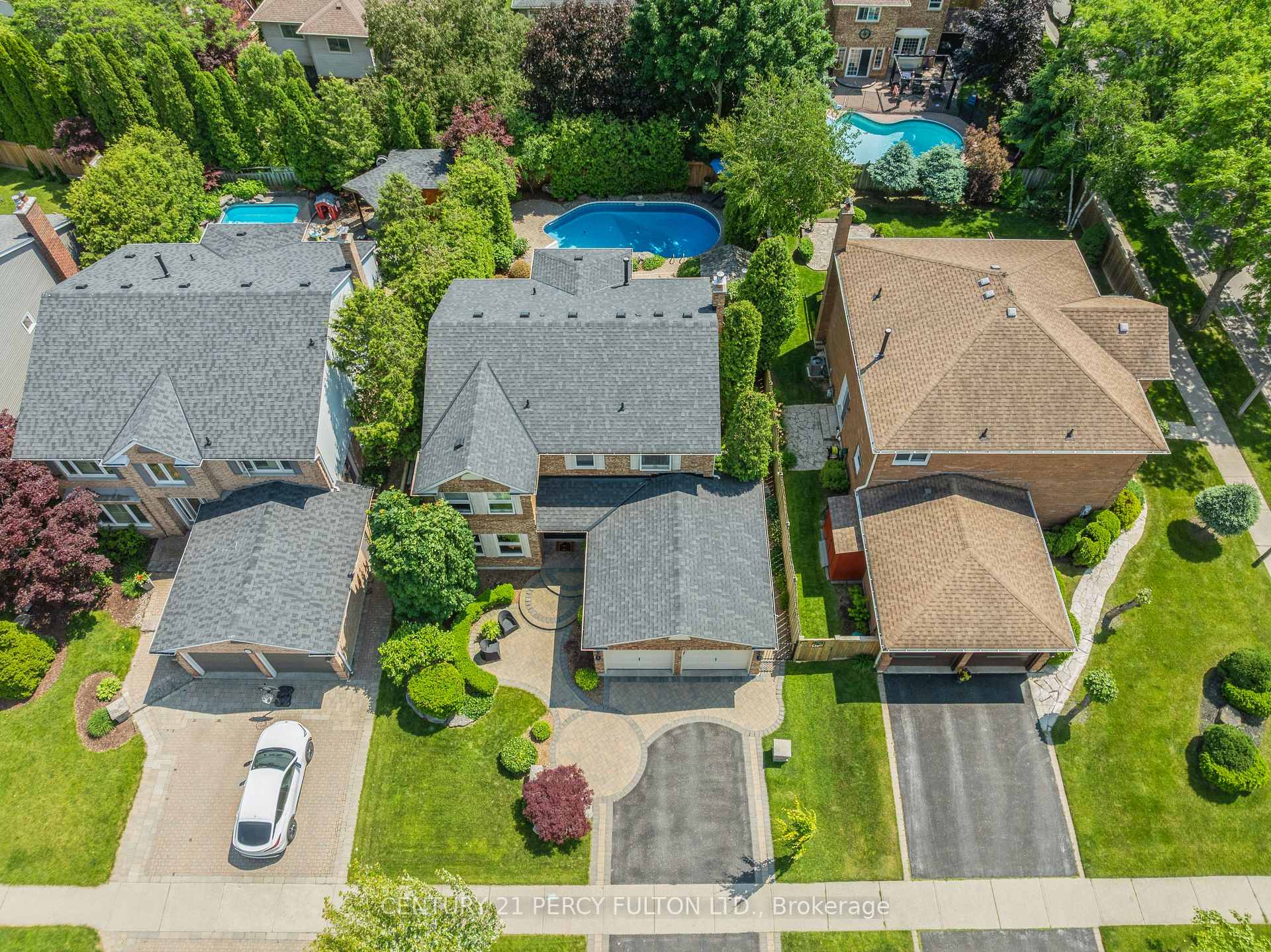 Photo 45 of 3 Chipperfield Crescent, Whitby, Pringle Creek — HOMEH