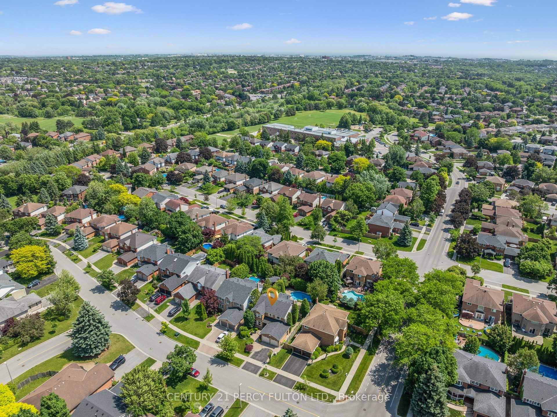 Photo 46 of 3 Chipperfield Crescent, Whitby, Pringle Creek — HOMEH