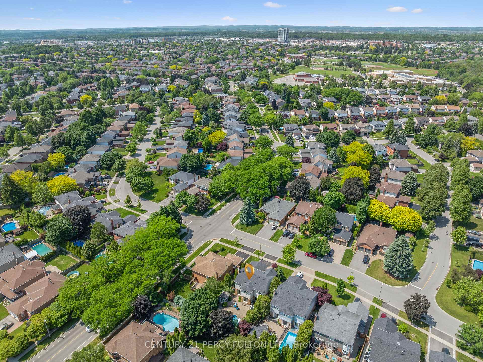 Photo 48 of 3 Chipperfield Crescent, Whitby, Pringle Creek — HOMEH