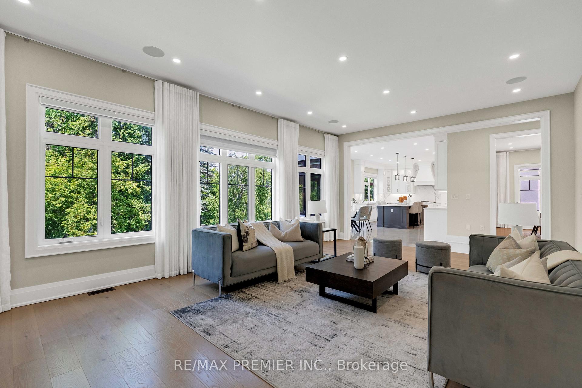 Photo 15 of 24 Francesca Court, Vaughan, East Woodbridge — HOMEH