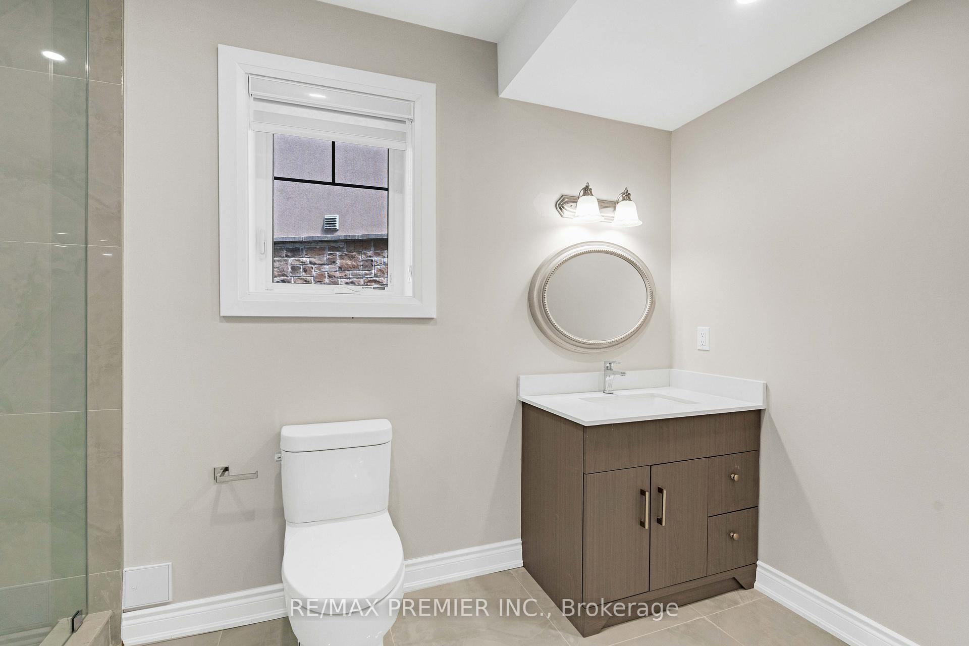 Photo 40 of 24 Francesca Court, Vaughan, East Woodbridge — HOMEH