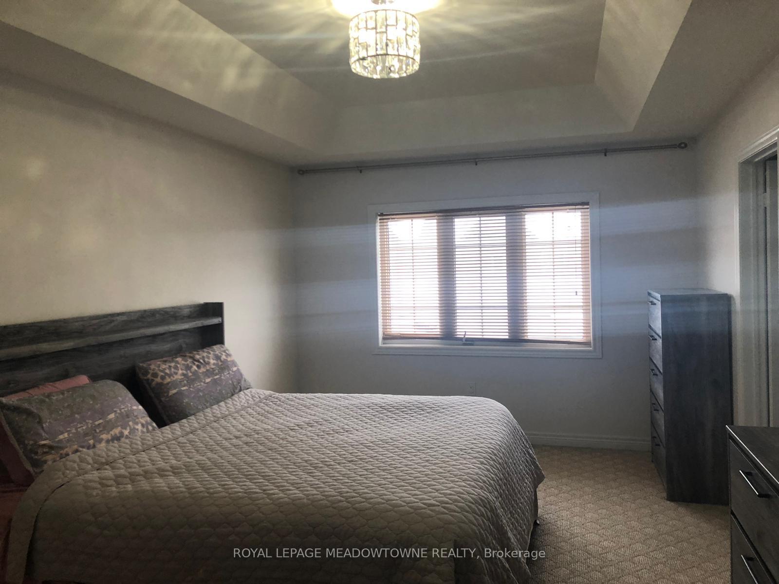 Photo 14 of 115 Barons Street, Vaughan, Kleinburg — HOMEH