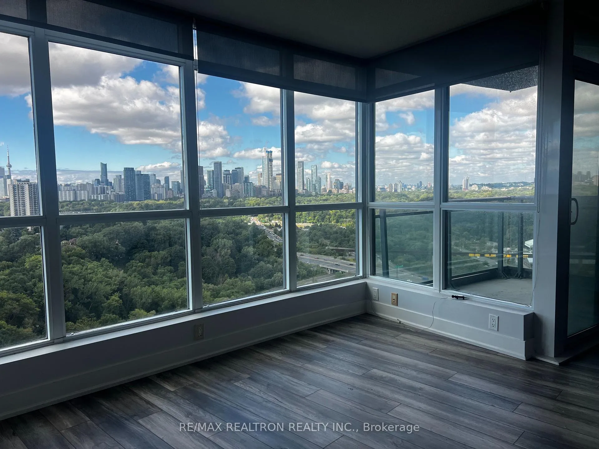 Photo 18 of Unit 2002, 1048 Broadview Ave, Toronto, Broadview North — HOMEH