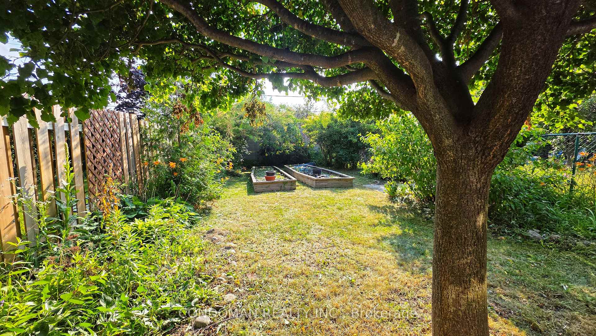 Photo 11 of 68 Tams Drive, Ajax, Central East — HOMEH