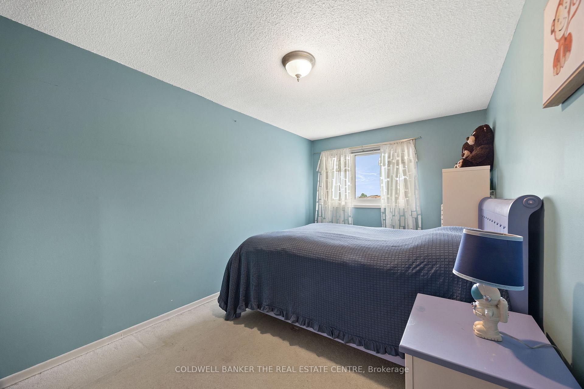 Photo 22 of 32 Rejane Crescent, Vaughan, Crestwood-Springfarm-Yorkhill — HOMEH