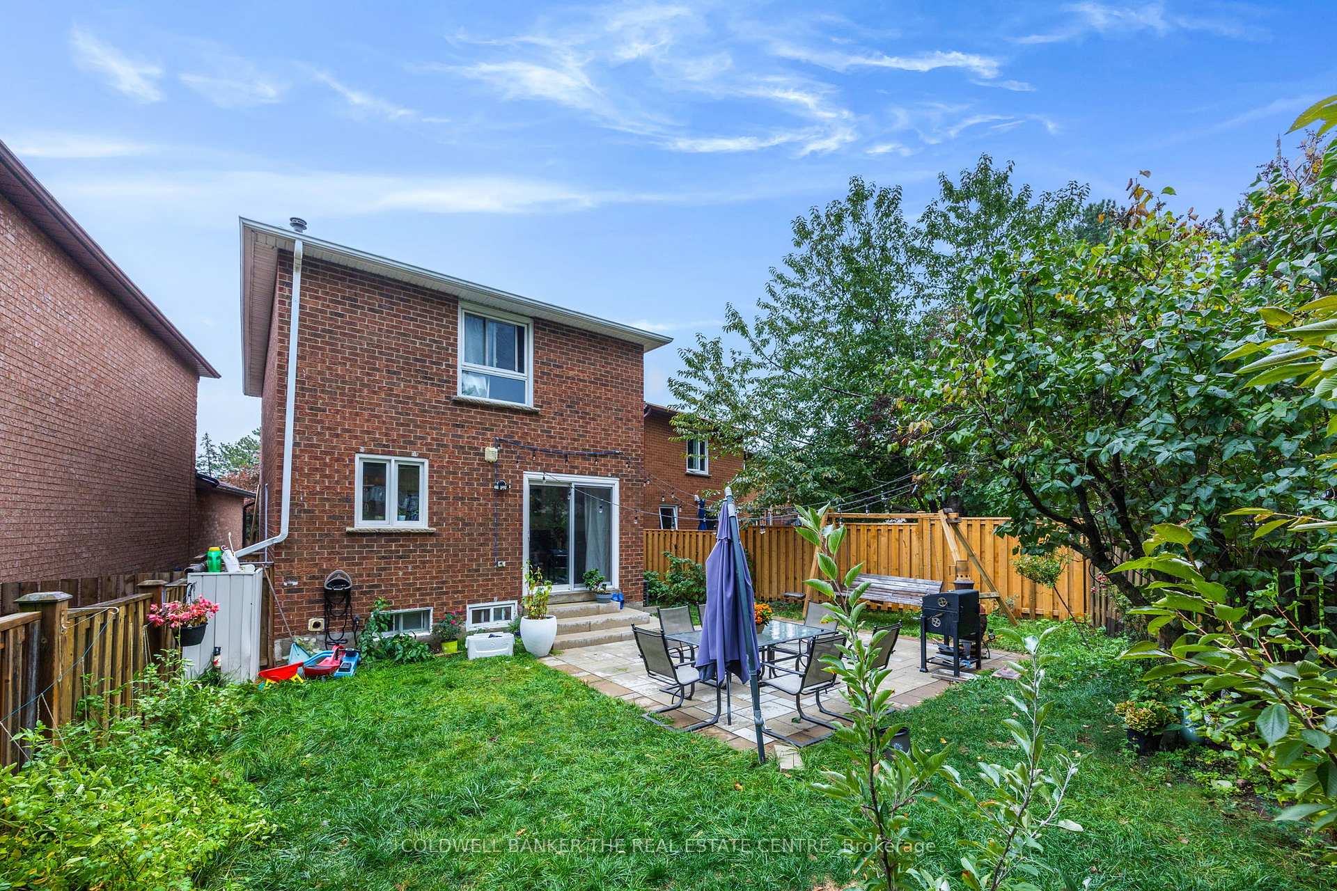 Photo 28 of 32 Rejane Crescent, Vaughan, Crestwood-Springfarm-Yorkhill — HOMEH