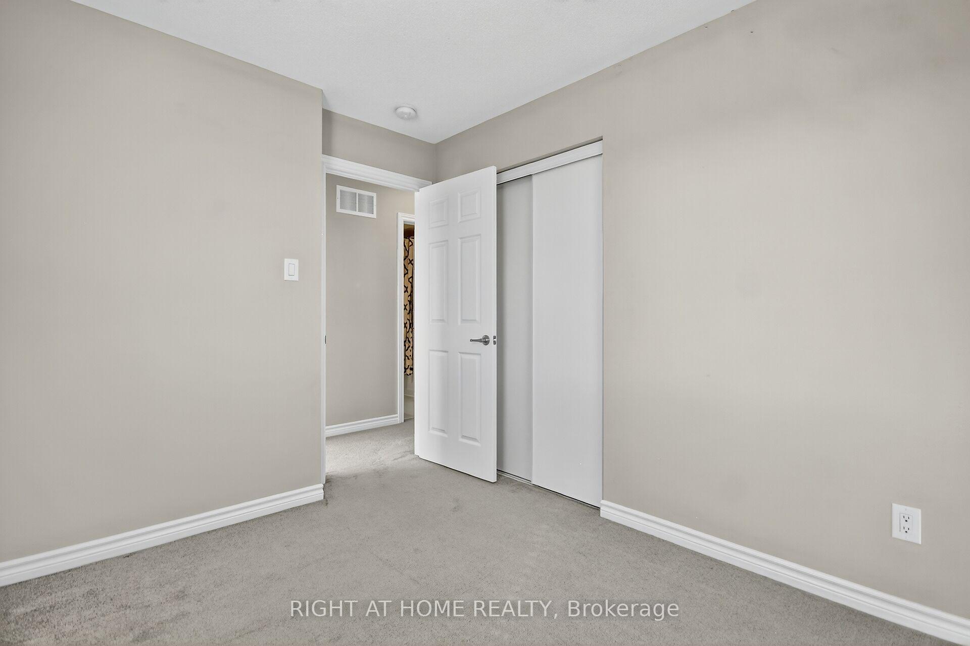Photo 8 of 91 Buffalograss Crescent, Ottawa, Barrhaven - Half Moon Bay — HOMEH