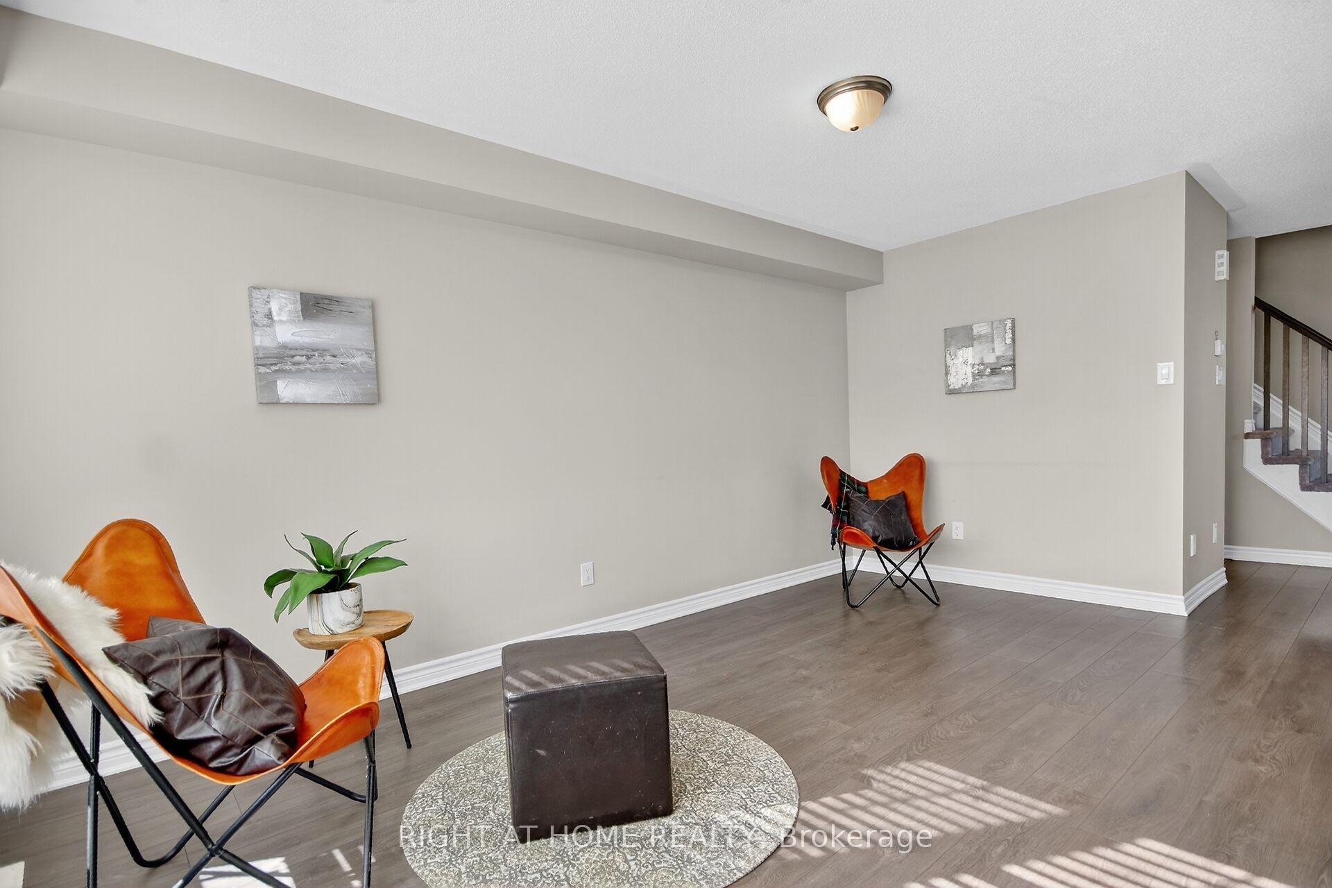 Photo 23 of 91 Buffalograss Crescent, Ottawa, Barrhaven - Half Moon Bay — HOMEH