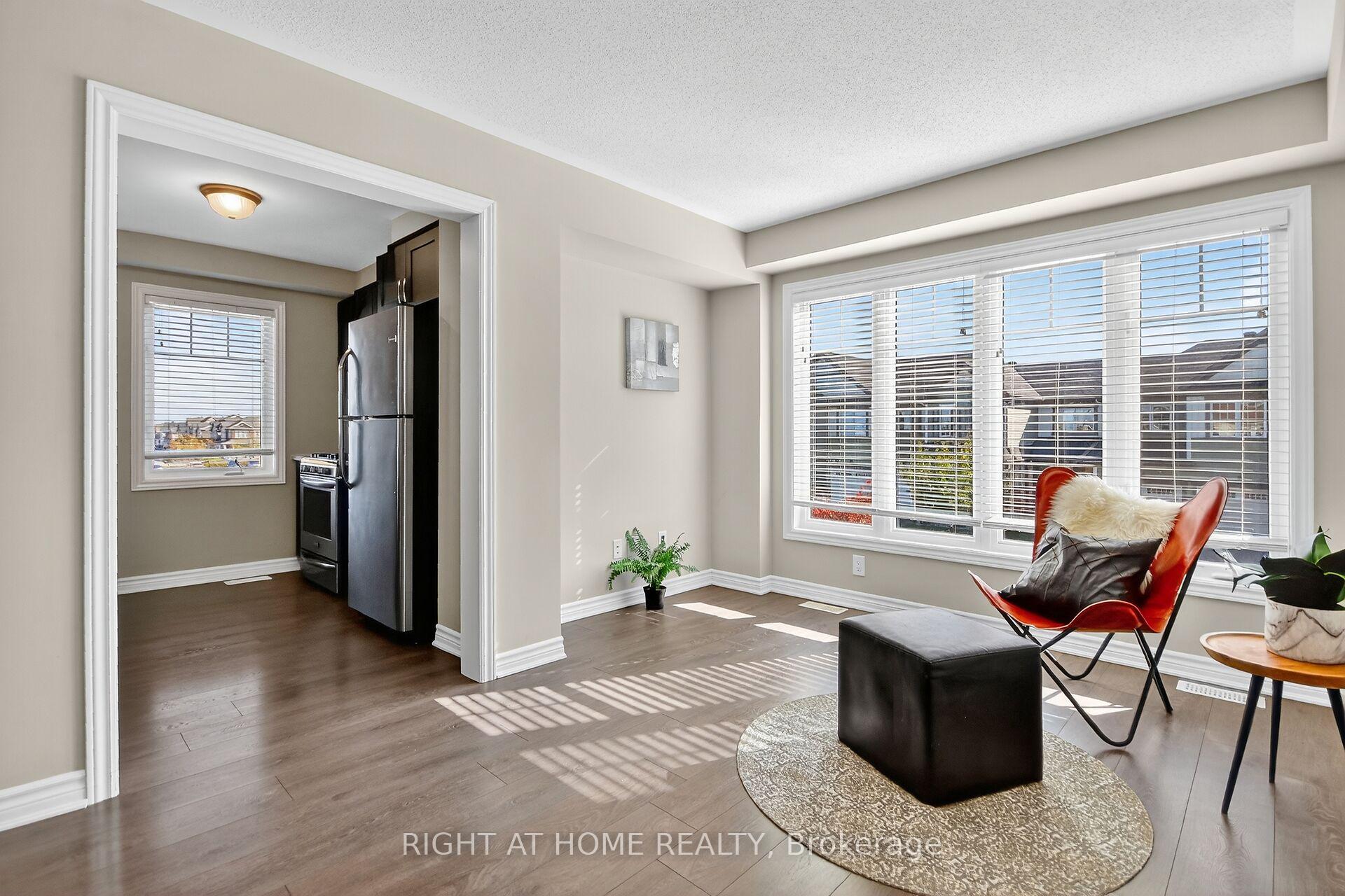 Photo 19 of 91 Buffalograss Crescent, Ottawa, Barrhaven - Half Moon Bay — HOMEH