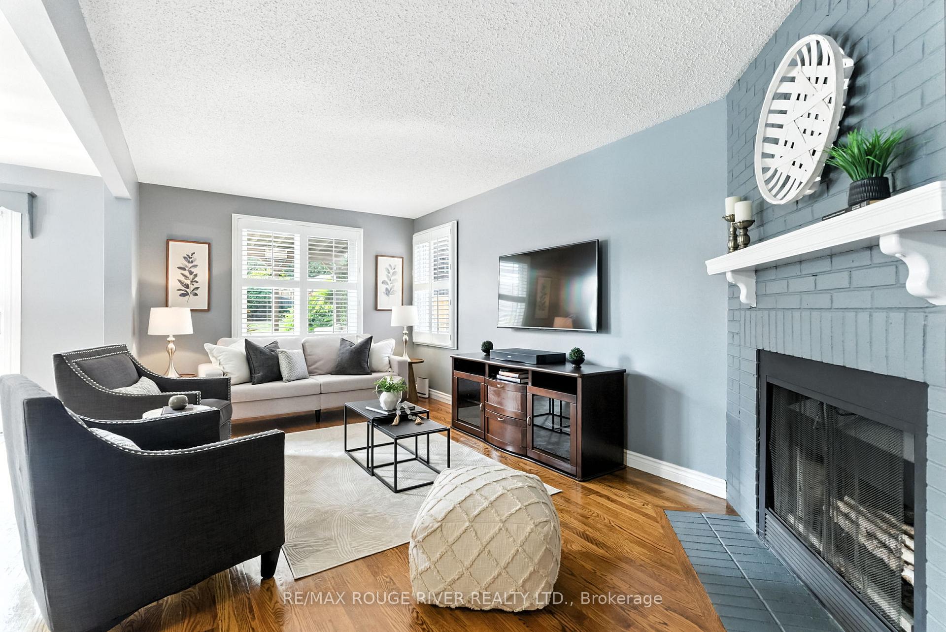 Photo 8 of 12 Limestone Crescent, Whitby, Pringle Creek — HOMEH