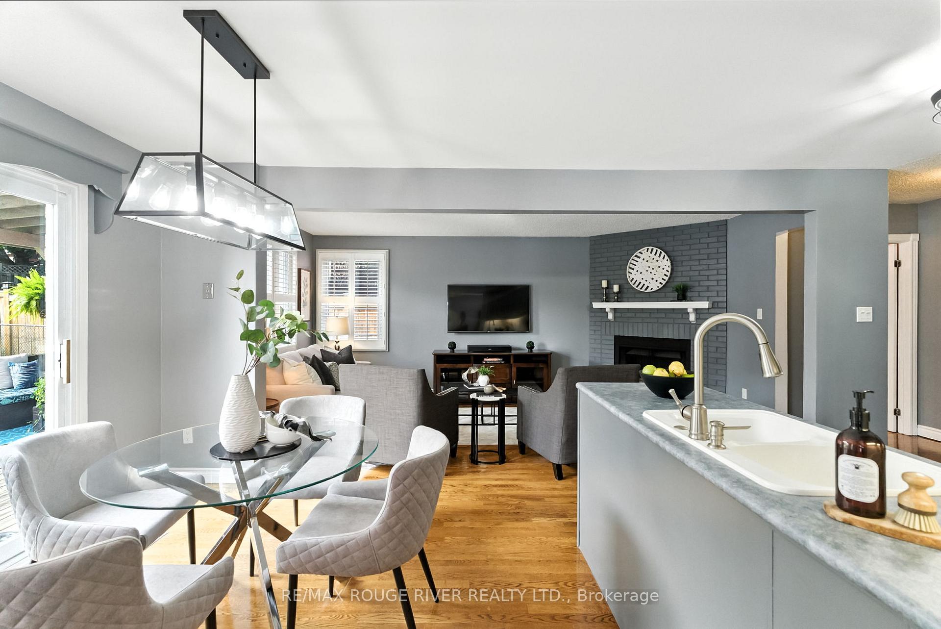 Photo 16 of 12 Limestone Crescent, Whitby, Pringle Creek — HOMEH