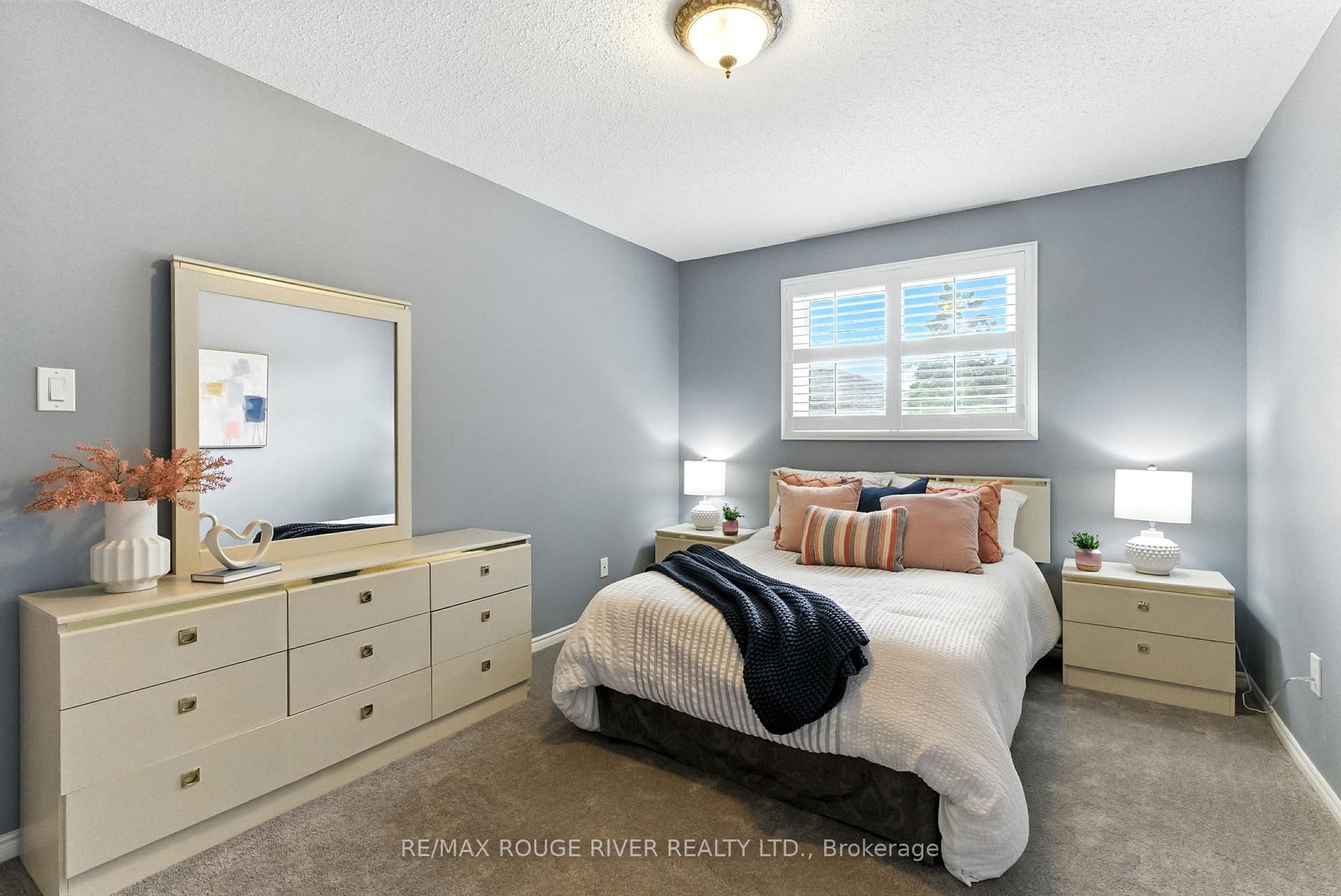 Photo 27 of 12 Limestone Crescent, Whitby, Pringle Creek — HOMEH
