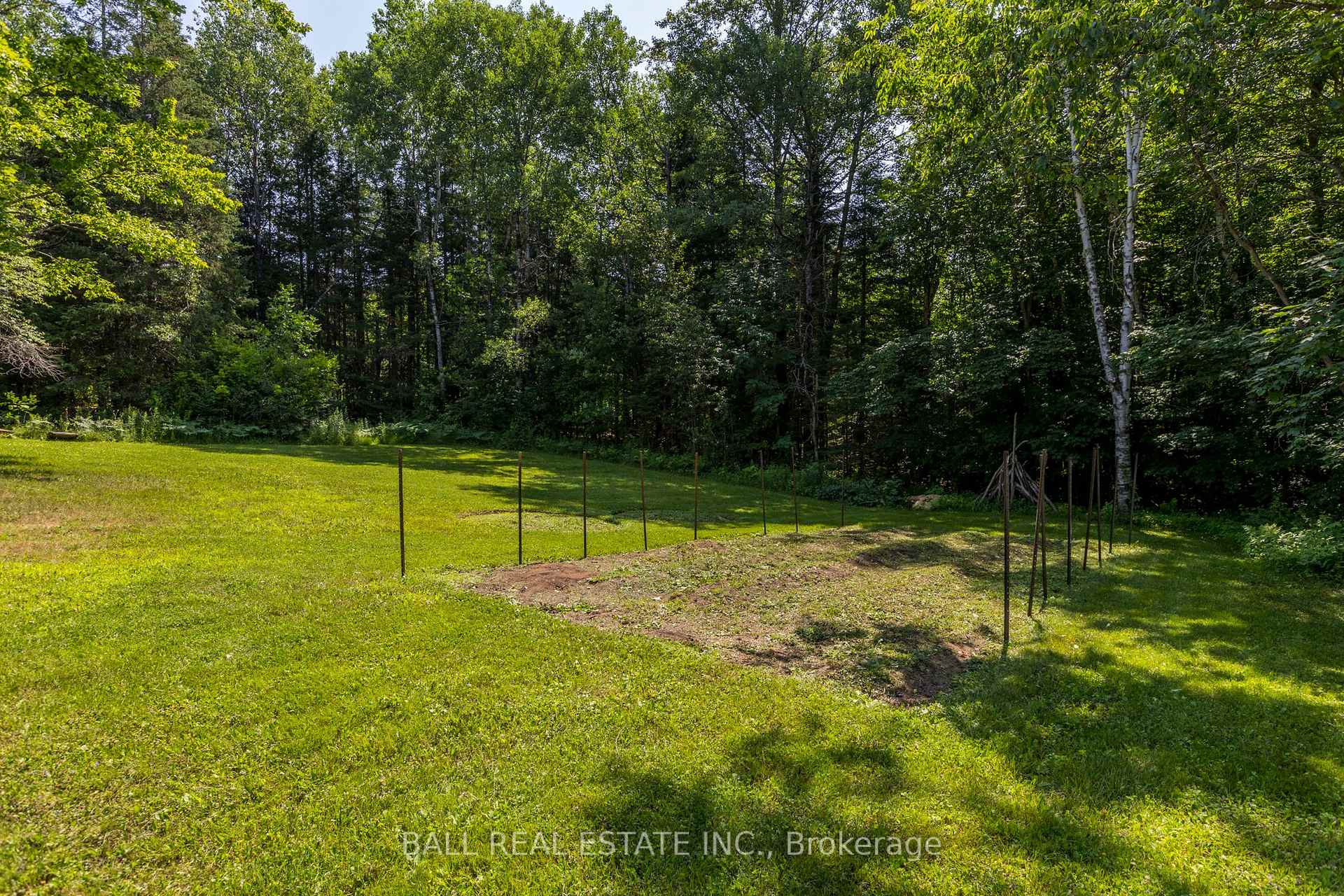 Photo 38 of 209 Monck Street, Bancroft, Bancroft Ward — HOMEH