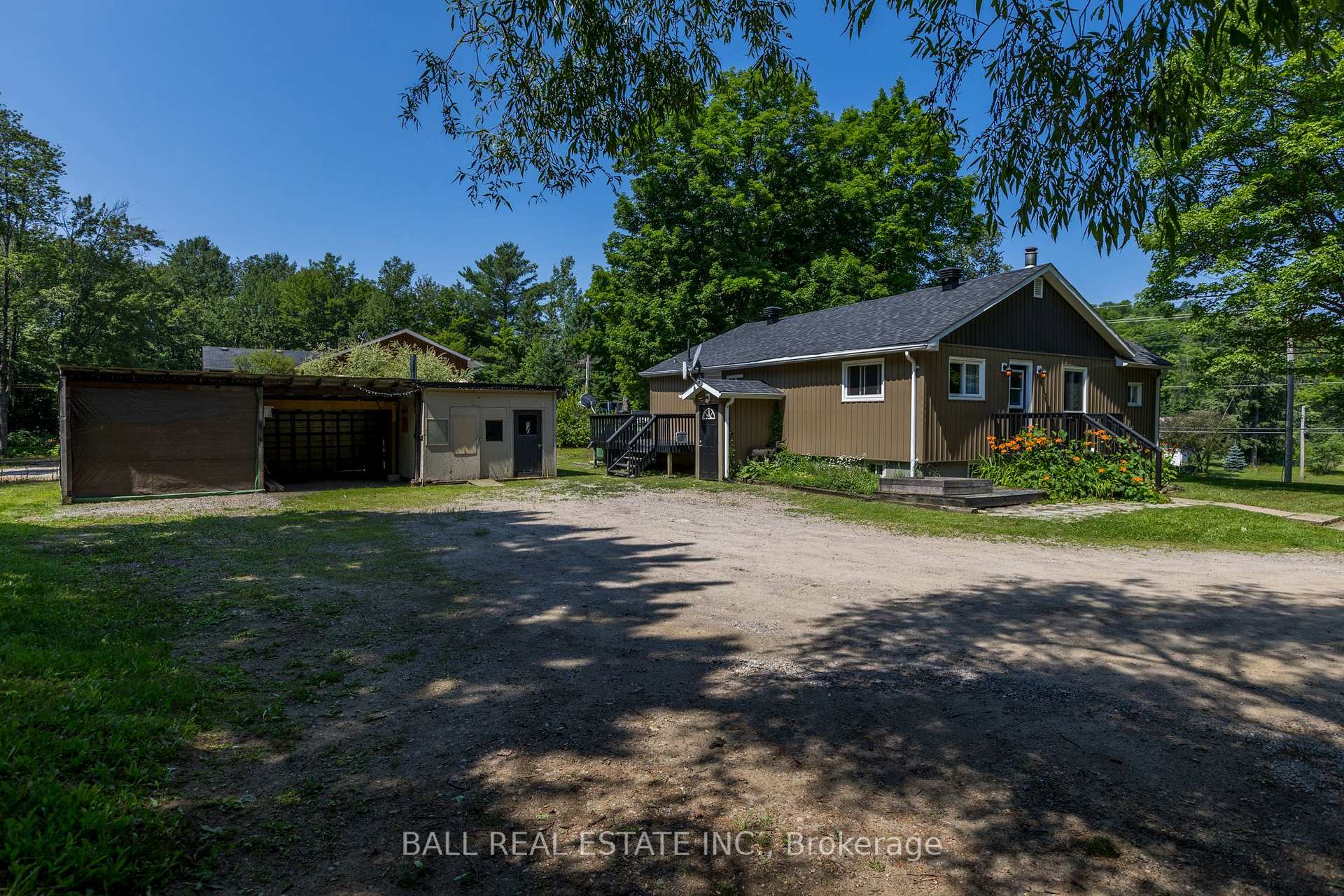 Photo 33 of 209 Monck Street, Bancroft, Bancroft Ward — HOMEH