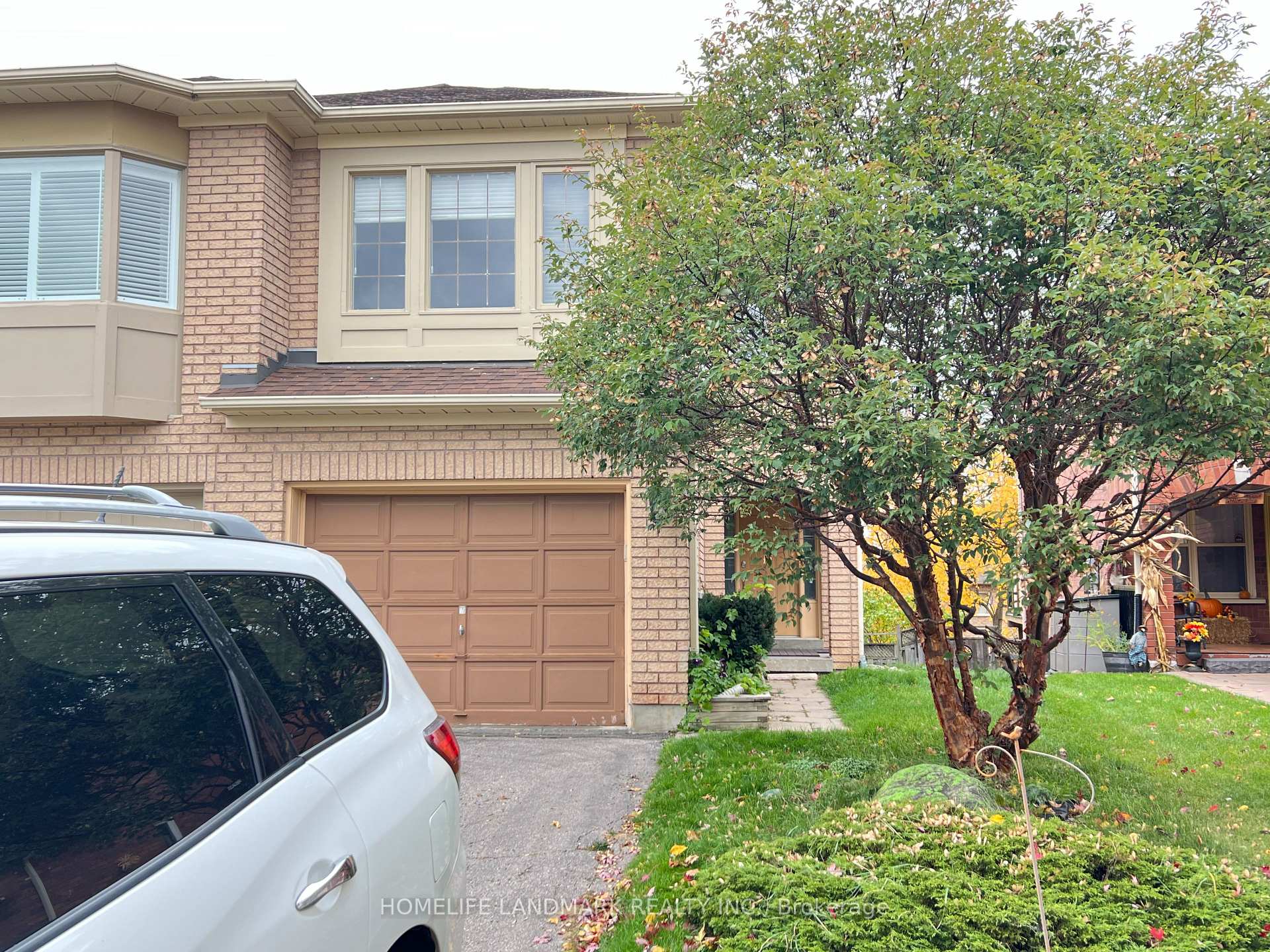 Photo 1 of 131 Primeau Drive, Aurora, Aurora Grove — HOMEH
