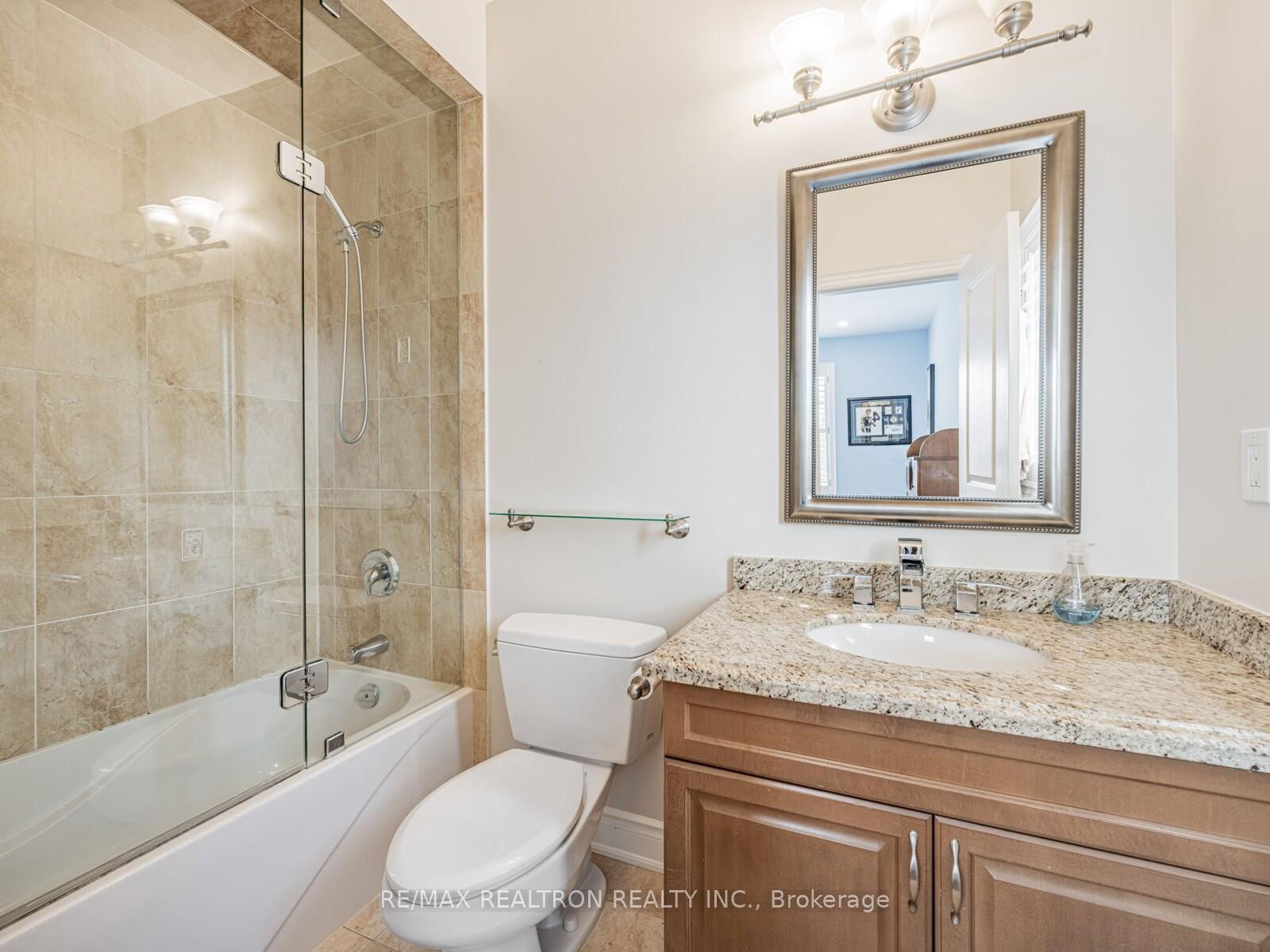 Photo 21 of 130 Cooks Mill Crescent, Vaughan, Patterson — HOMEH
