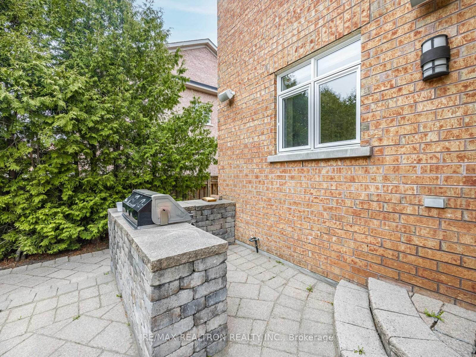 Photo 35 of 130 Cooks Mill Crescent, Vaughan, Patterson — HOMEH