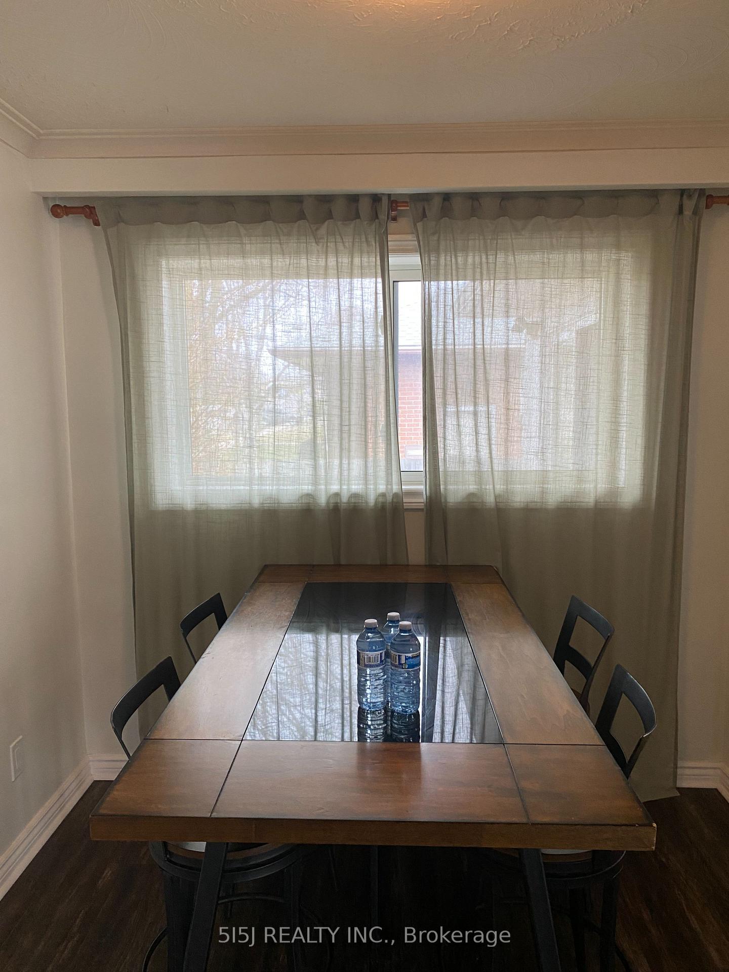 Photo 9 of 251 Lupin Drive, Whitby, Downtown Whitby — HOMEH