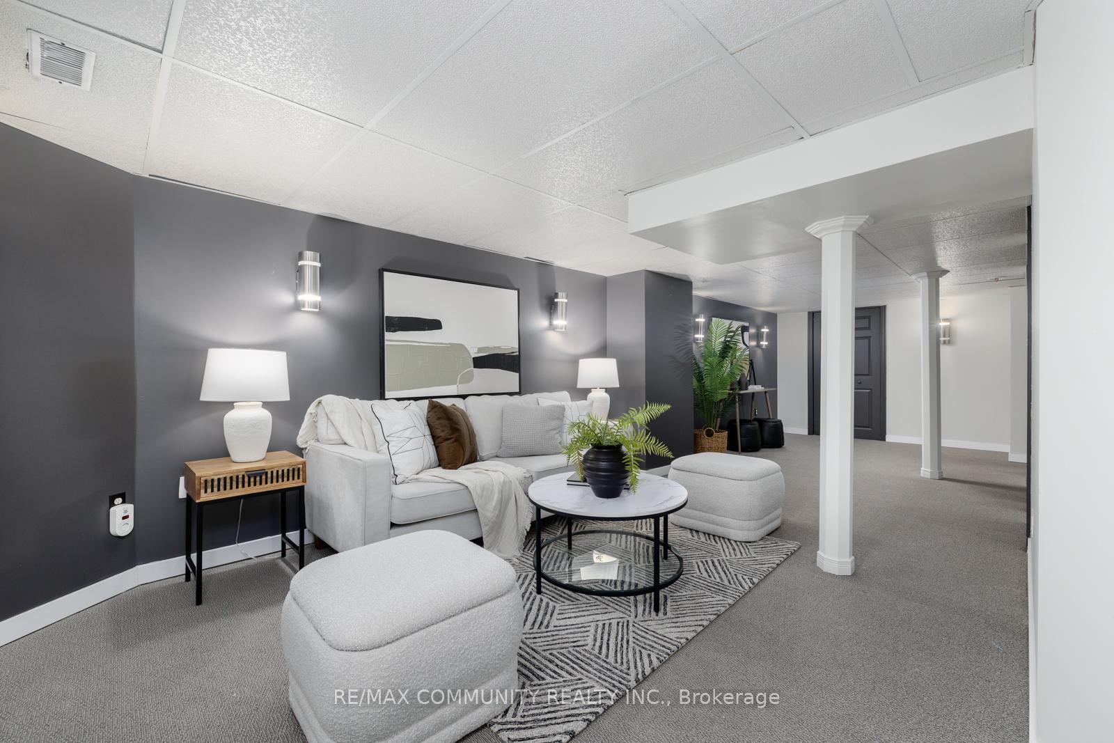Photo 33 of 23 Beadle Drive, Ajax, South East — HOMEH