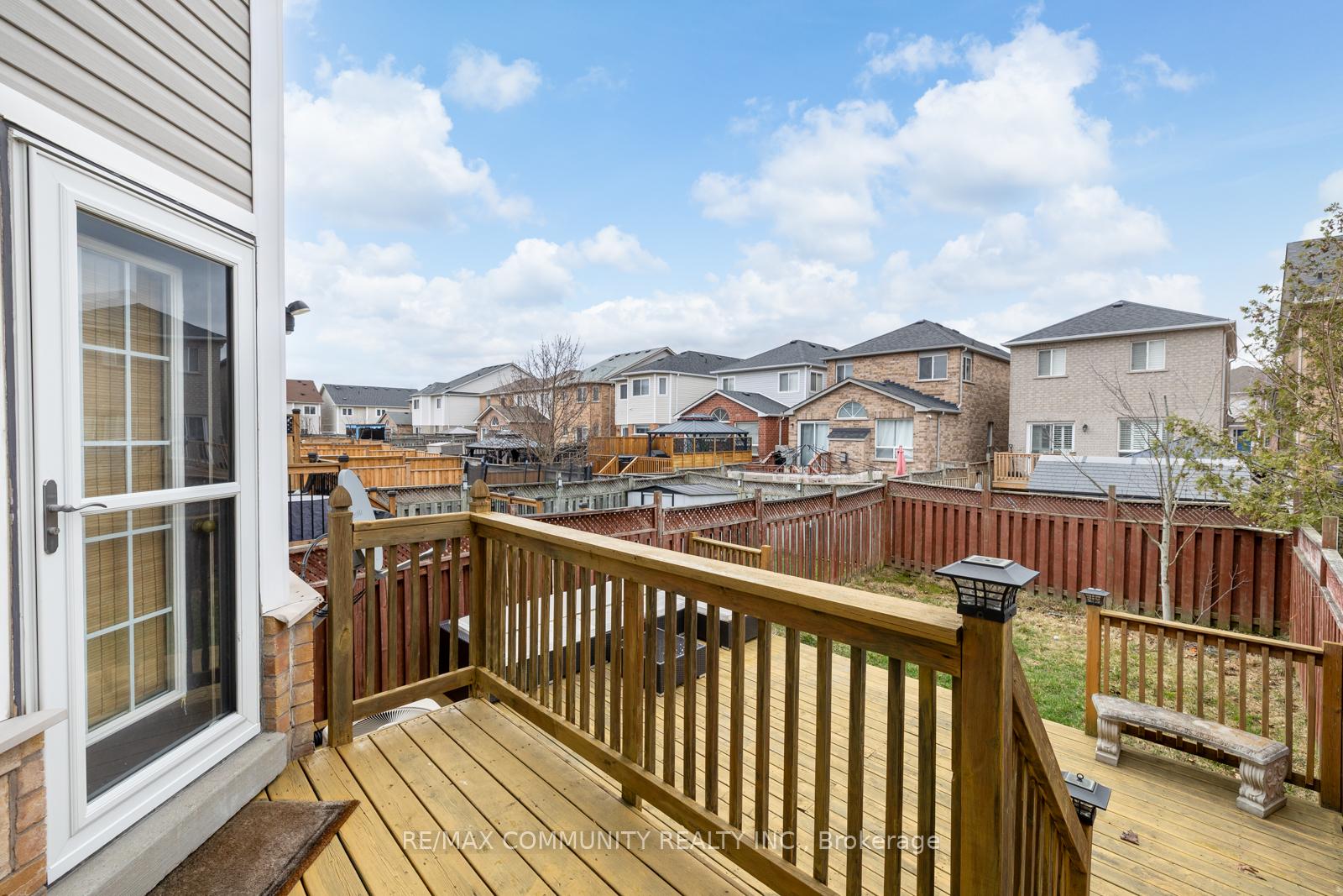 Photo 30 of 23 Beadle Drive, Ajax, South East — HOMEH