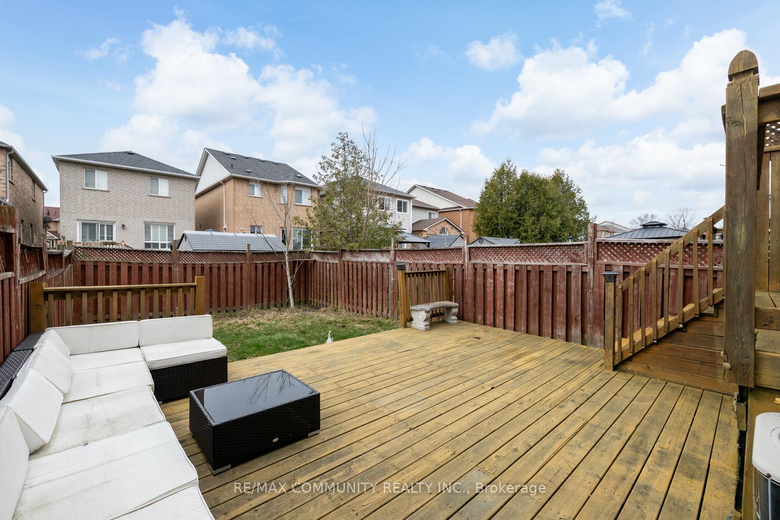 Photo 40 of 23 Beadle Drive, Ajax, South East — HOMEH