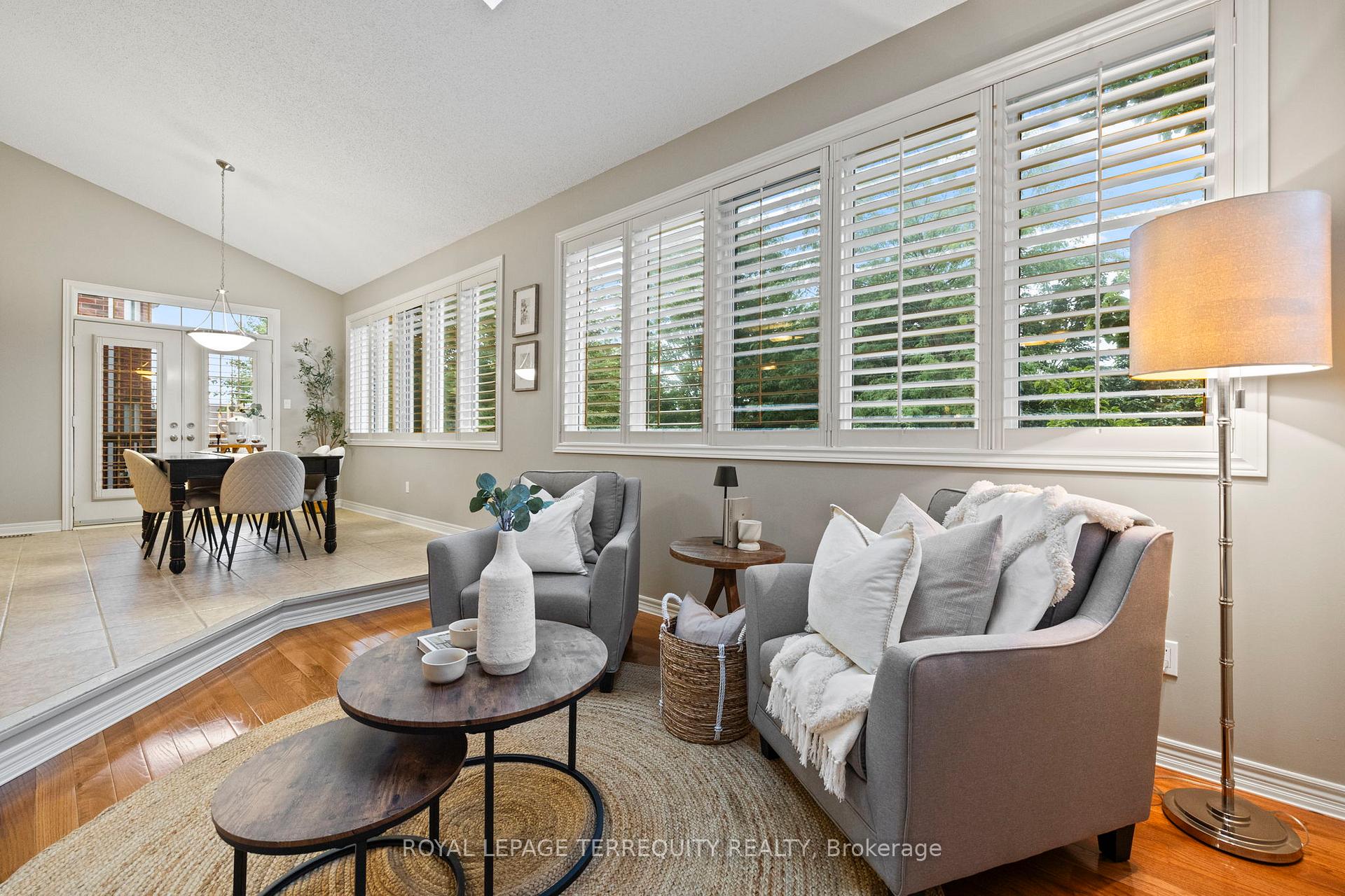 Photo 13 of 55 Splendor Drive, Whitby, Williamsburg — HOMEH
