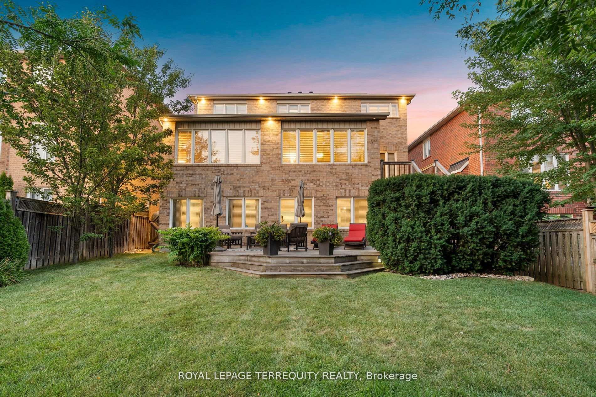 Photo 50 of 55 Splendor Drive, Whitby, Williamsburg — HOMEH