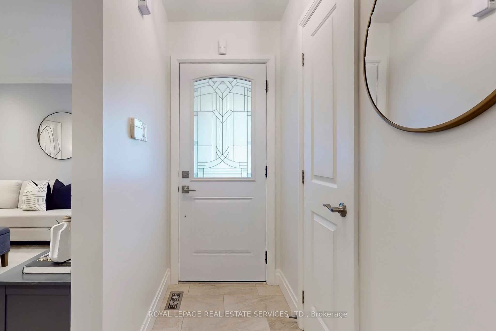 Photo 17 of 28 Rejane Crescent, Vaughan, Crestwood-Springfarm-Yorkhill — HOMEH