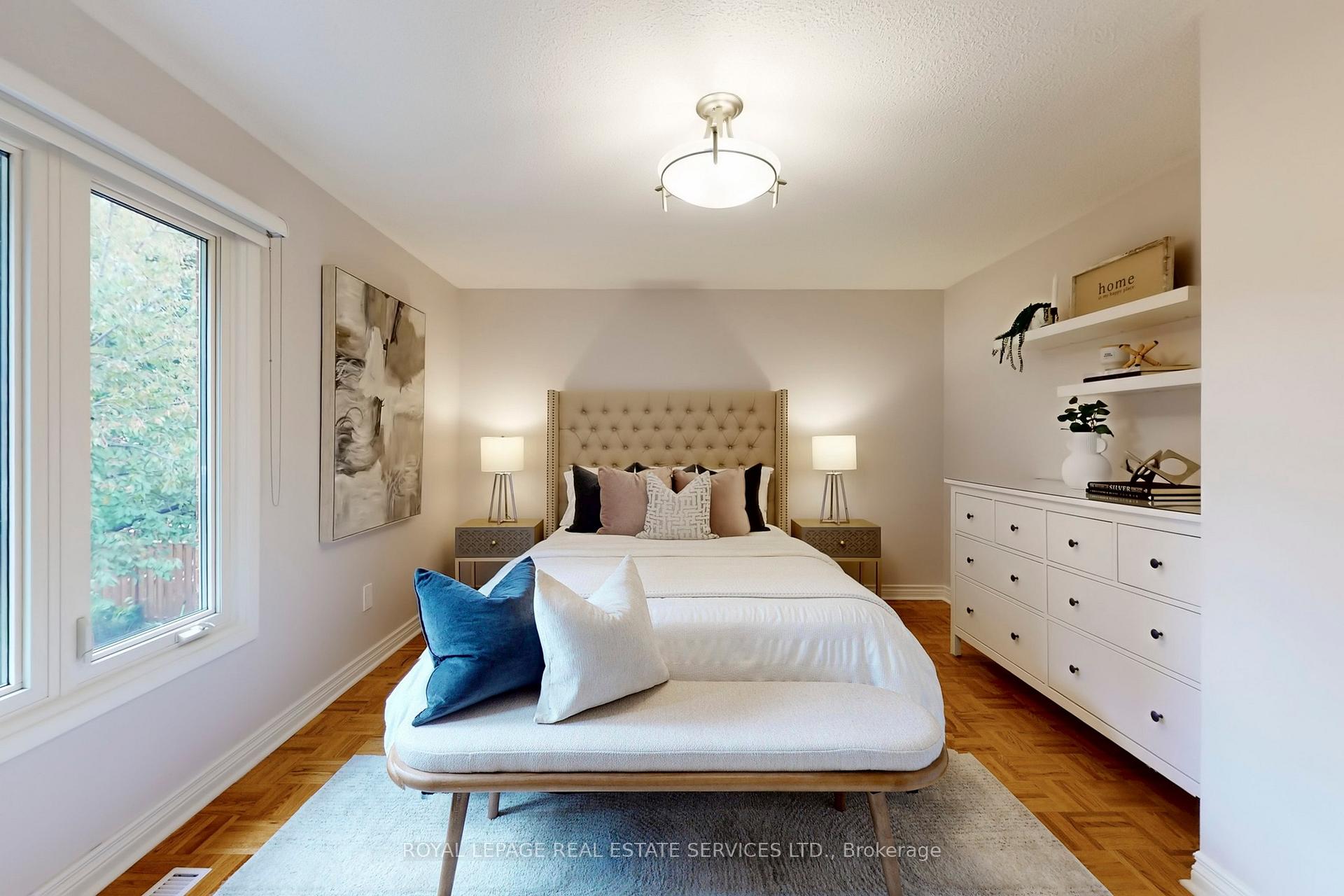 Photo 19 of 28 Rejane Crescent, Vaughan, Crestwood-Springfarm-Yorkhill — HOMEH