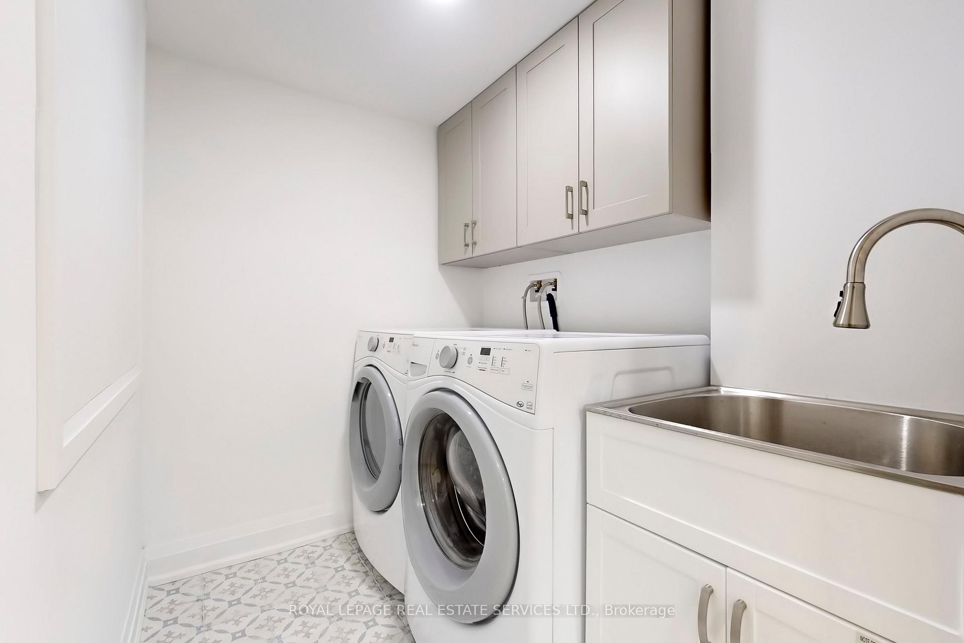 Photo 30 of 28 Rejane Crescent, Vaughan, Crestwood-Springfarm-Yorkhill — HOMEH