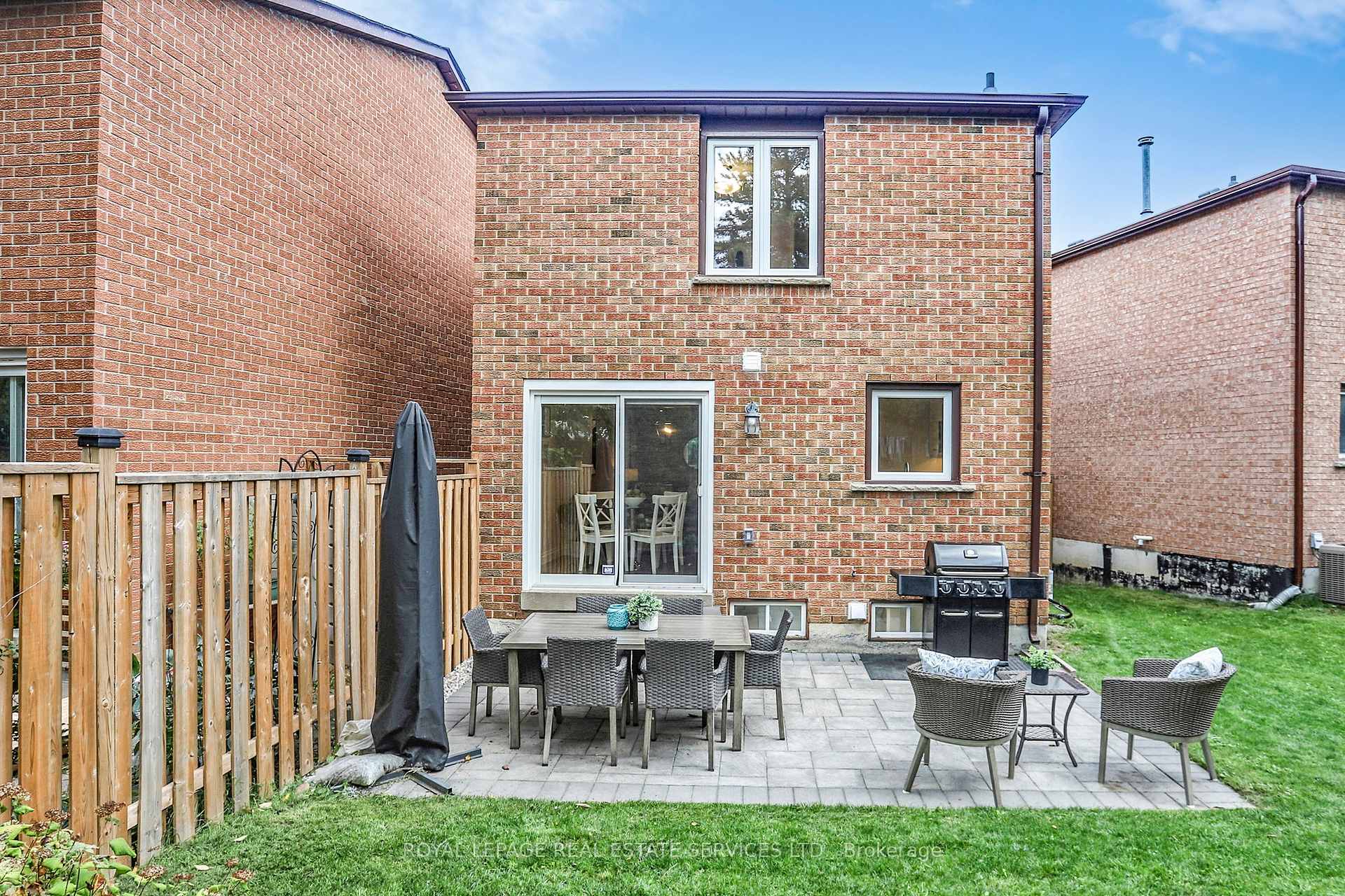 Photo 32 of 28 Rejane Crescent, Vaughan, Crestwood-Springfarm-Yorkhill — HOMEH