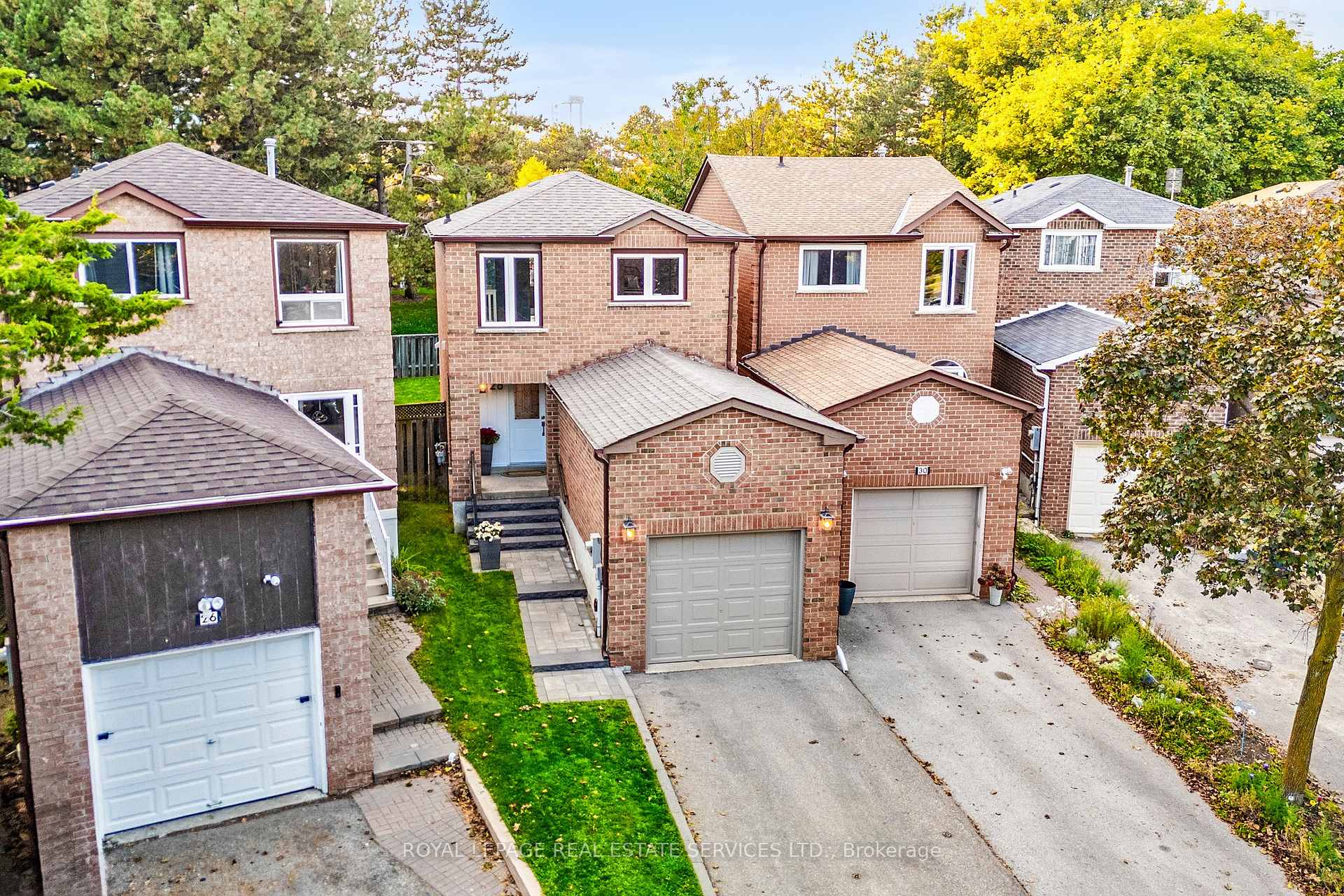 Photo 39 of 28 Rejane Crescent, Vaughan, Crestwood-Springfarm-Yorkhill — HOMEH