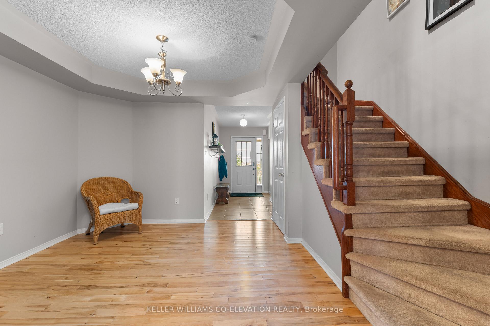 Photo 5 of 18 Atlantis Drive, Whitby, Blue Grass Meadows — HOMEH