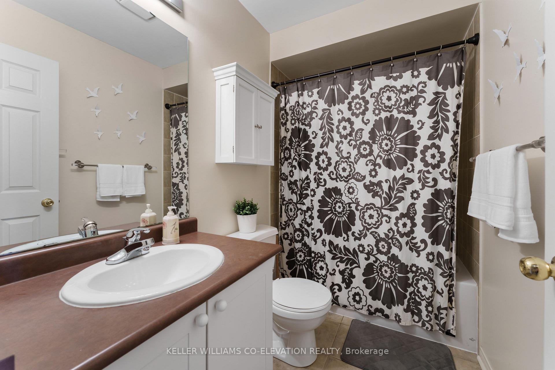 Photo 15 of 18 Atlantis Drive, Whitby, Blue Grass Meadows — HOMEH