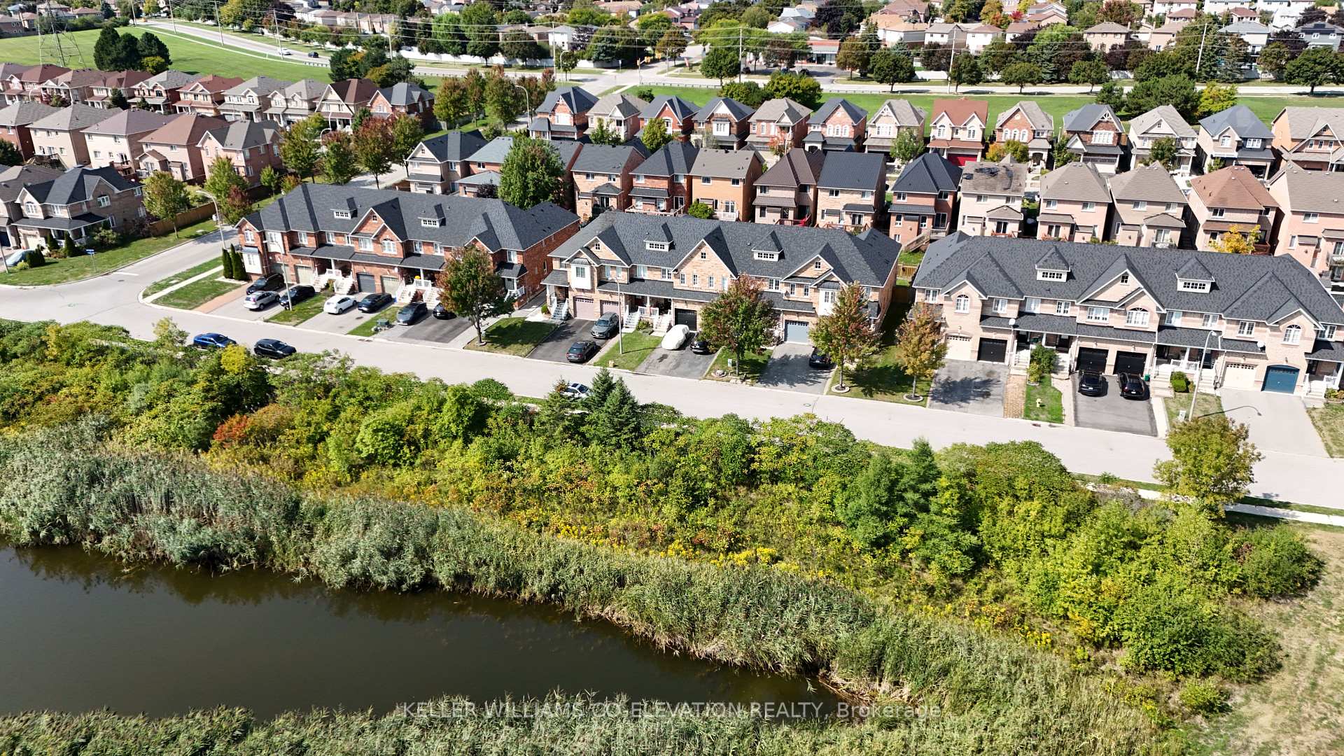 Photo 33 of 18 Atlantis Drive, Whitby, Blue Grass Meadows — HOMEH