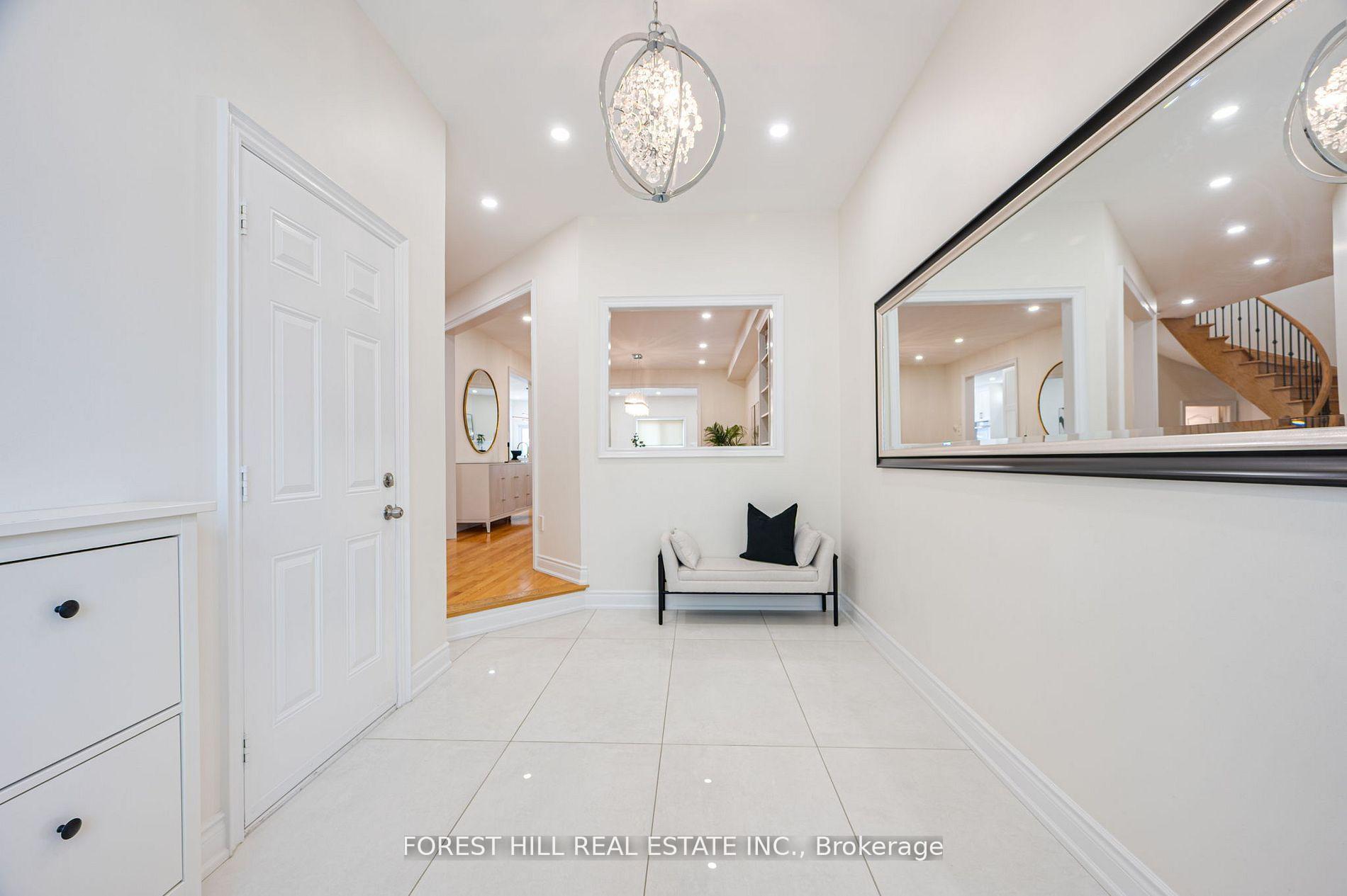 Photo 3 of 486 Apple Blossom Drive, Vaughan, Patterson — HOMEH