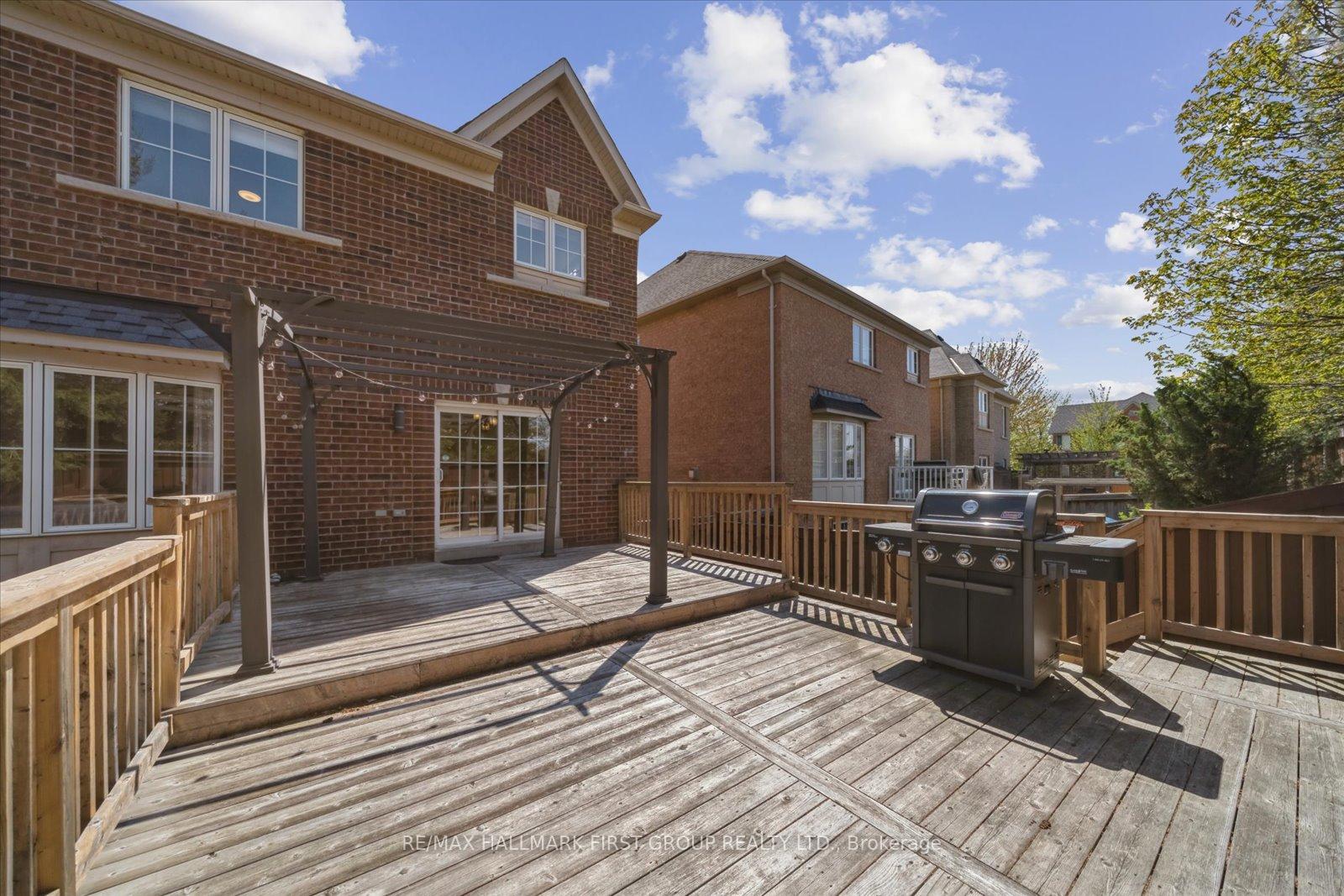 Photo 25 of 111 Muscat Crescent, Ajax, Northeast Ajax — HOMEH