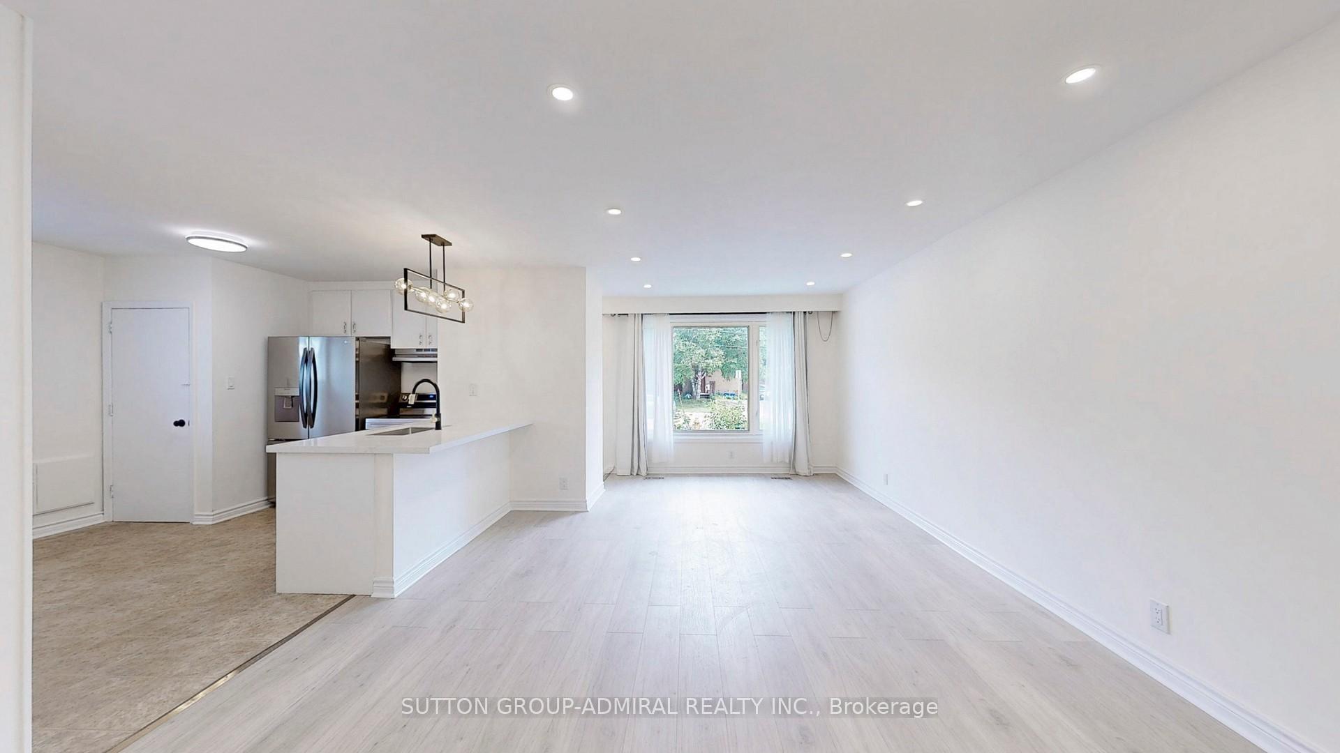 Photo 6 of 26 Davis Road, Aurora, Aurora Highlands — HOMEH