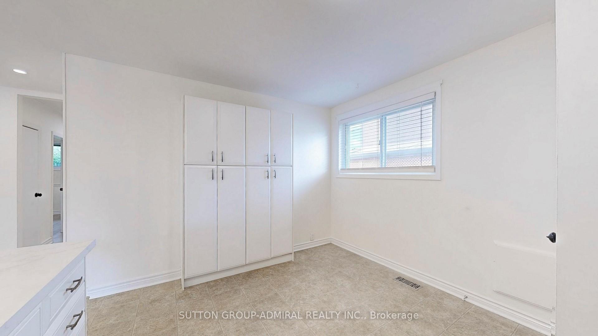 Photo 18 of 26 Davis Road, Aurora, Aurora Highlands — HOMEH