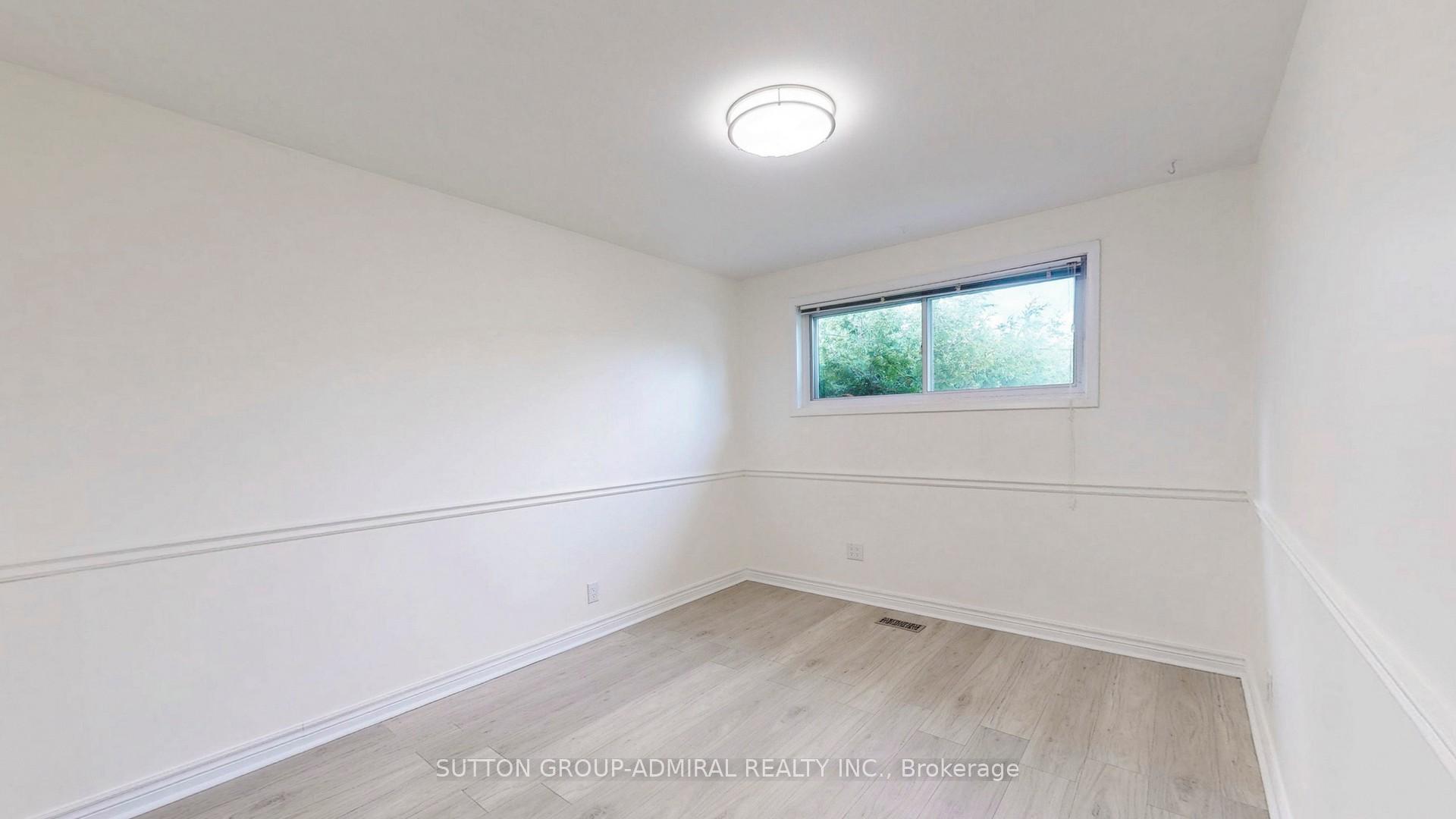 Photo 19 of 26 Davis Road, Aurora, Aurora Highlands — HOMEH