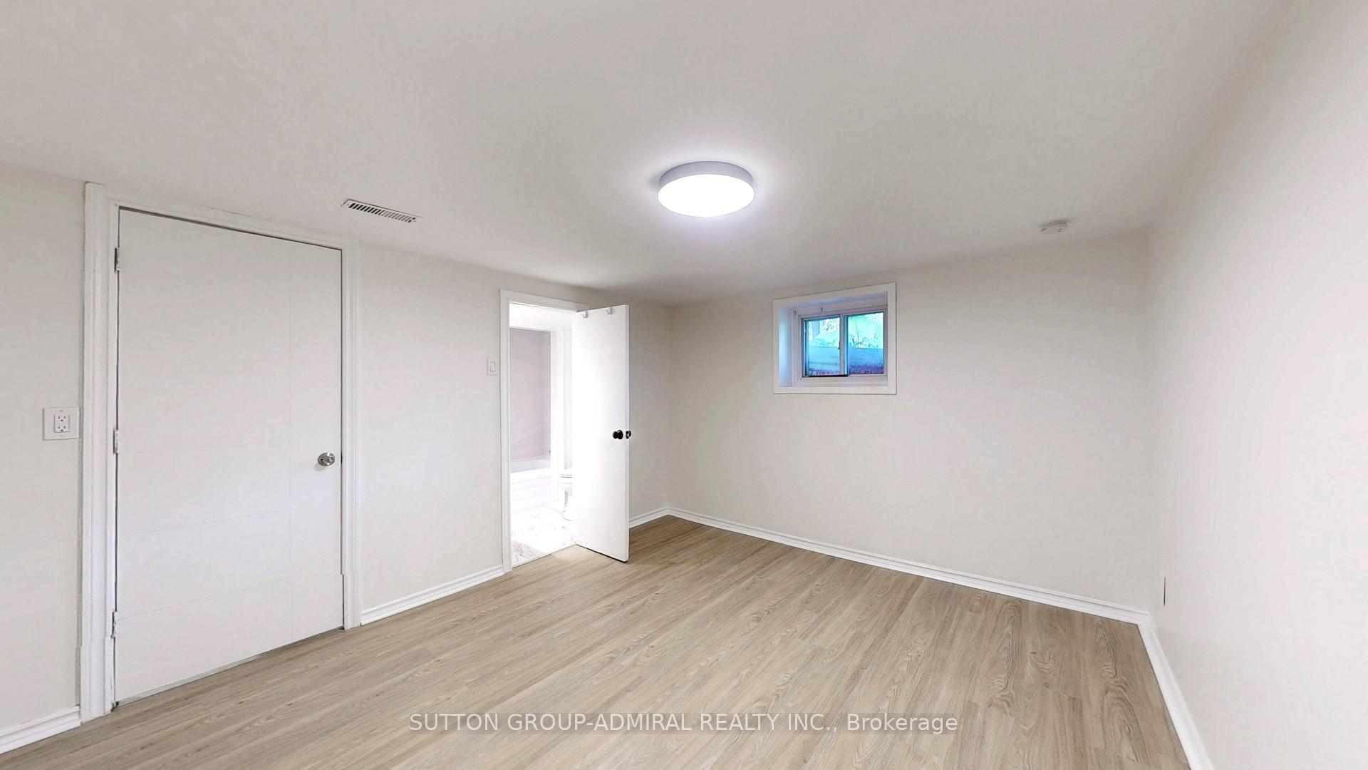 Photo 37 of 26 Davis Road, Aurora, Aurora Highlands — HOMEH