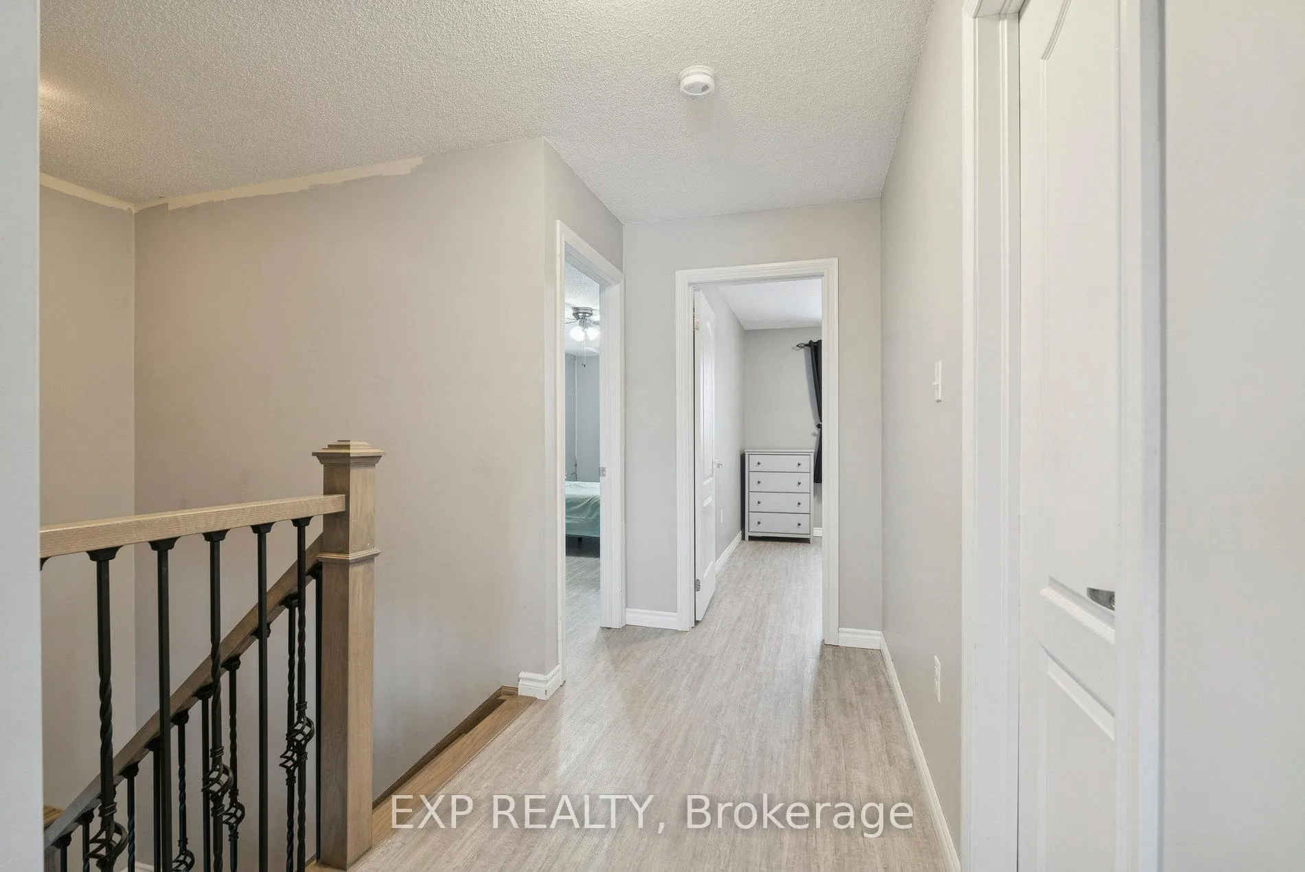 Photo 19 of 104 Sydenham Wells, Barrie, Georgian Drive — HOMEH