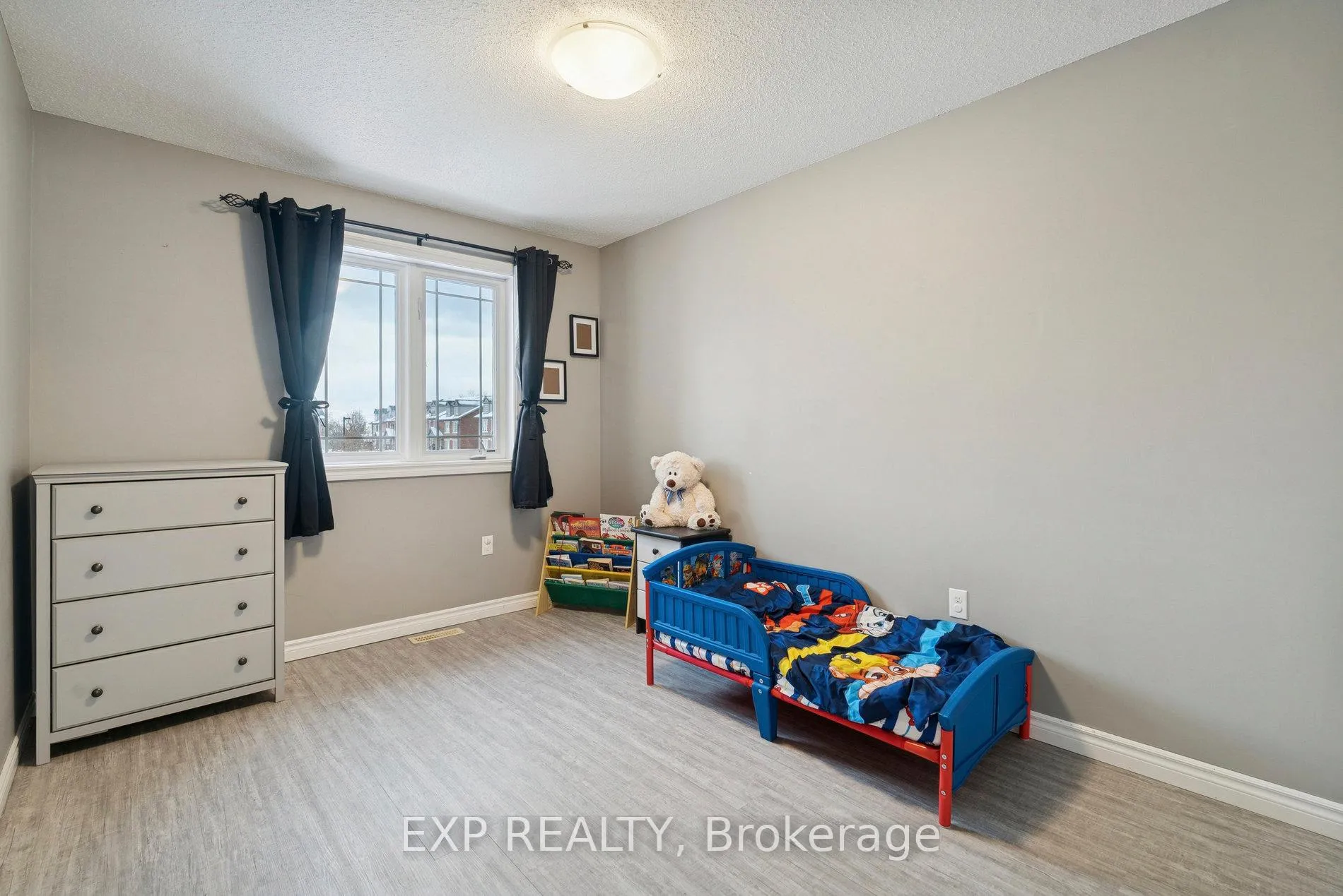 Photo 29 of 104 Sydenham Wells, Barrie, Georgian Drive — HOMEH