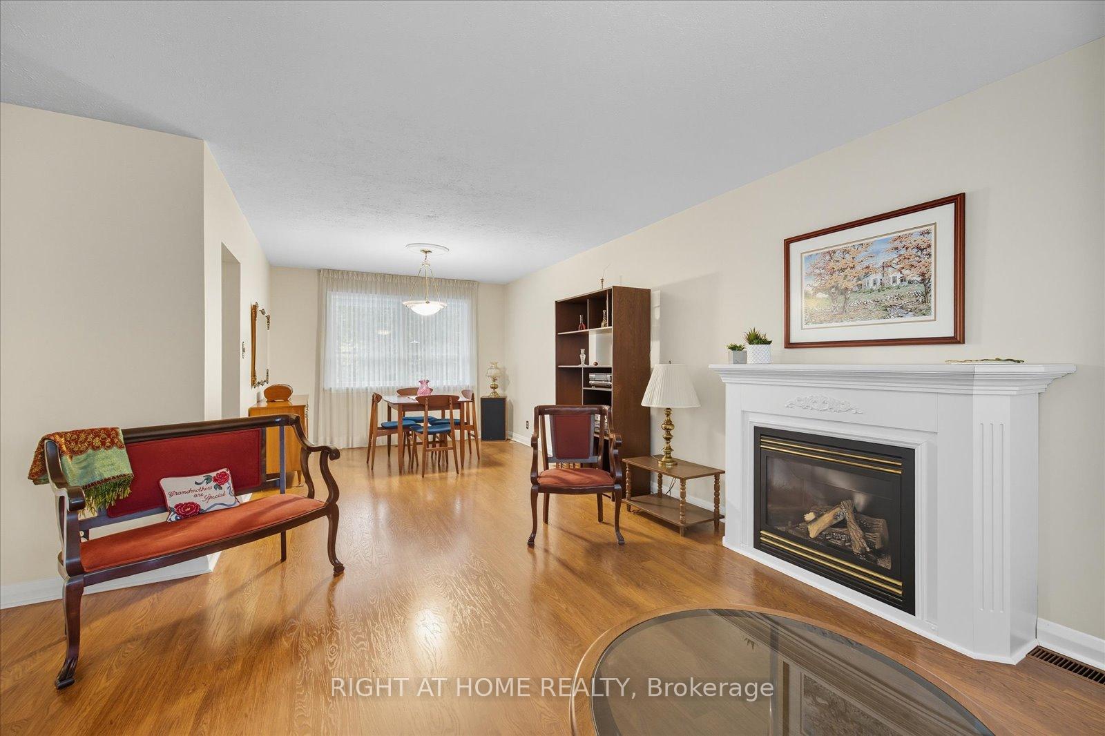 Photo 6 of 81 Meadow Crescent, Whitby, Blue Grass Meadows — HOMEH