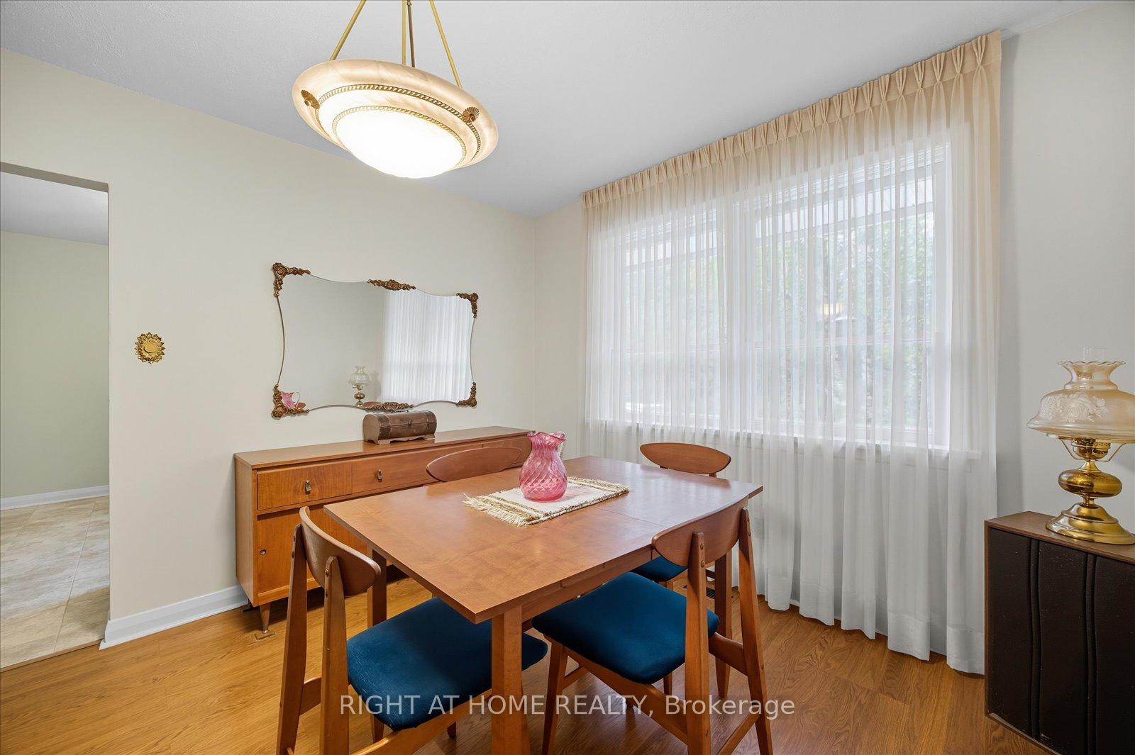 Photo 9 of 81 Meadow Crescent, Whitby, Blue Grass Meadows — HOMEH