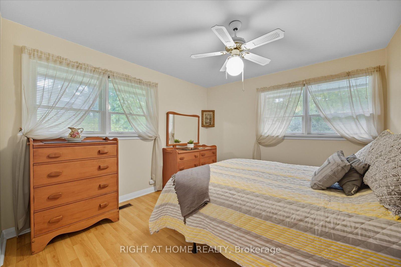Photo 16 of 81 Meadow Crescent, Whitby, Blue Grass Meadows — HOMEH