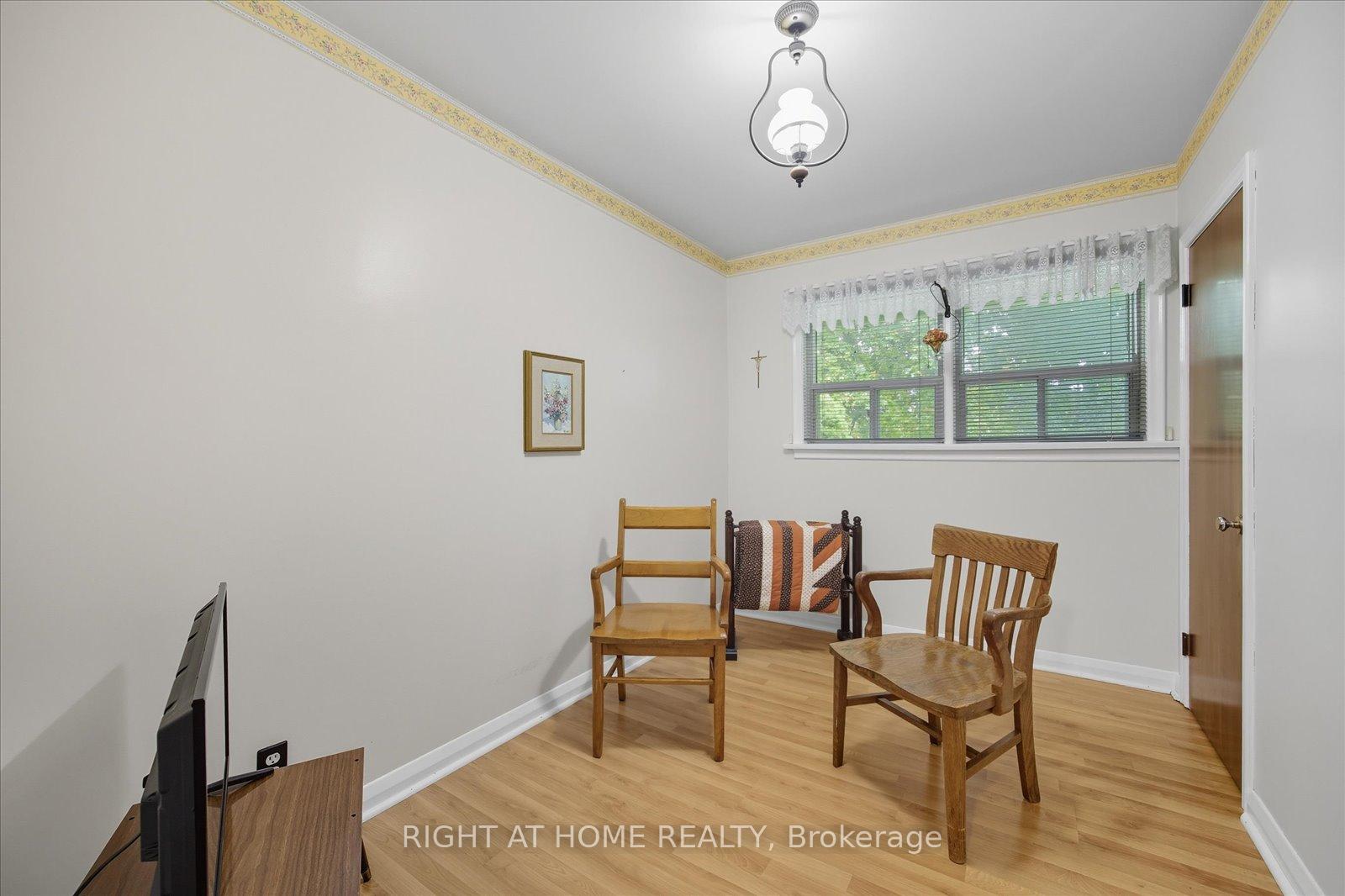Photo 21 of 81 Meadow Crescent, Whitby, Blue Grass Meadows — HOMEH