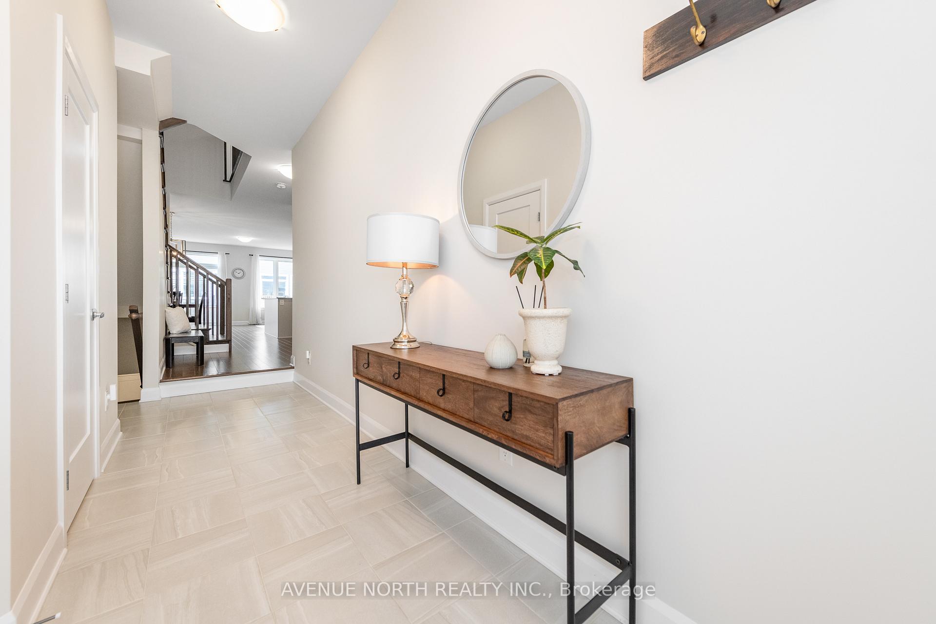 Photo 4 of 121 Angelonia Crescent, Ottawa, Blossom Park/Kemp Park/Findlay Creek — HOMEH