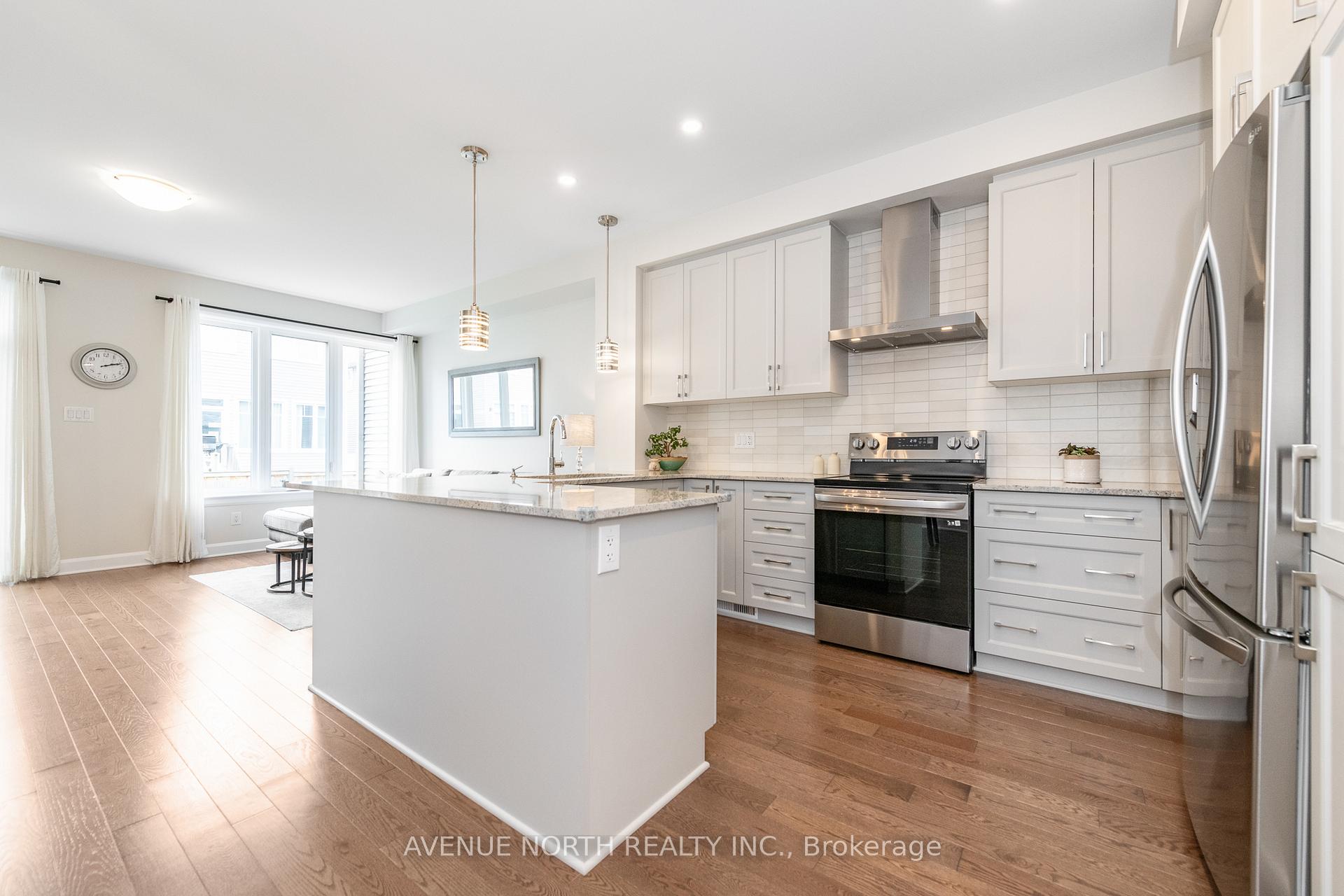 Photo 8 of 121 Angelonia Crescent, Ottawa, Blossom Park/Kemp Park/Findlay Creek — HOMEH