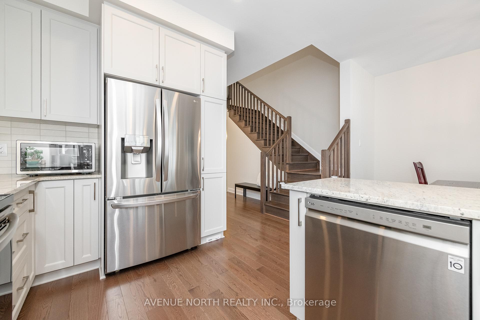 Photo 15 of 121 Angelonia Crescent, Ottawa, Blossom Park/Kemp Park/Findlay Creek — HOMEH